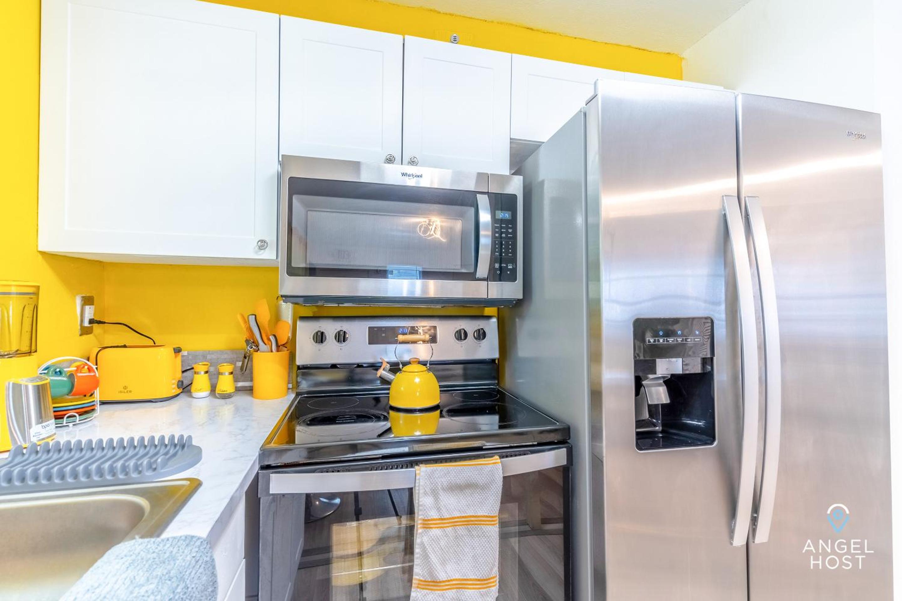 Residential Stay Heart of Design District, Near Wynwood