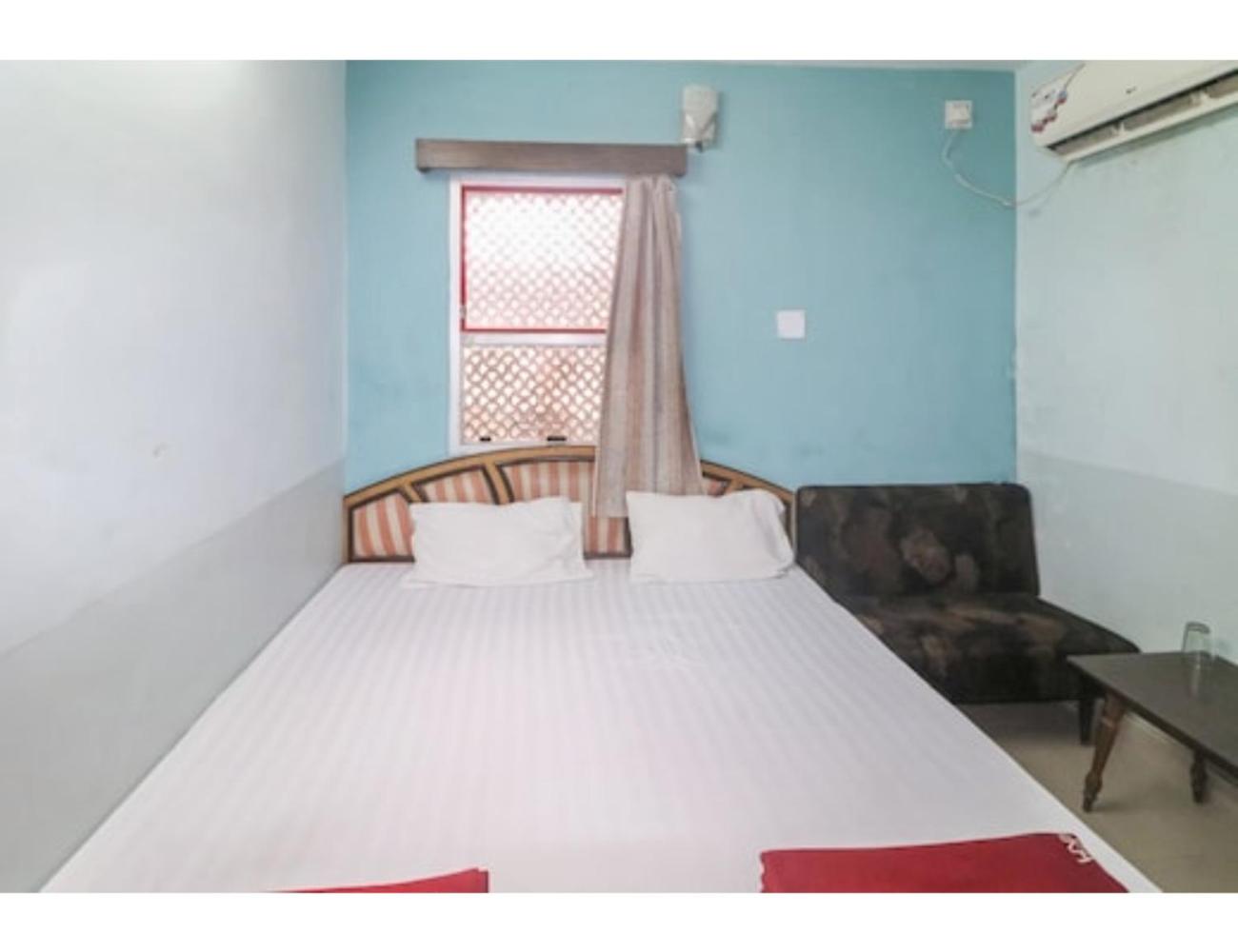 Hotel Dharamlok,Agra