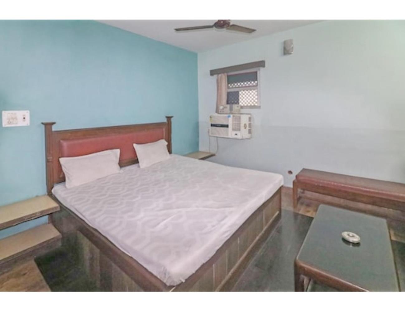 Hotel Dharamlok,Agra