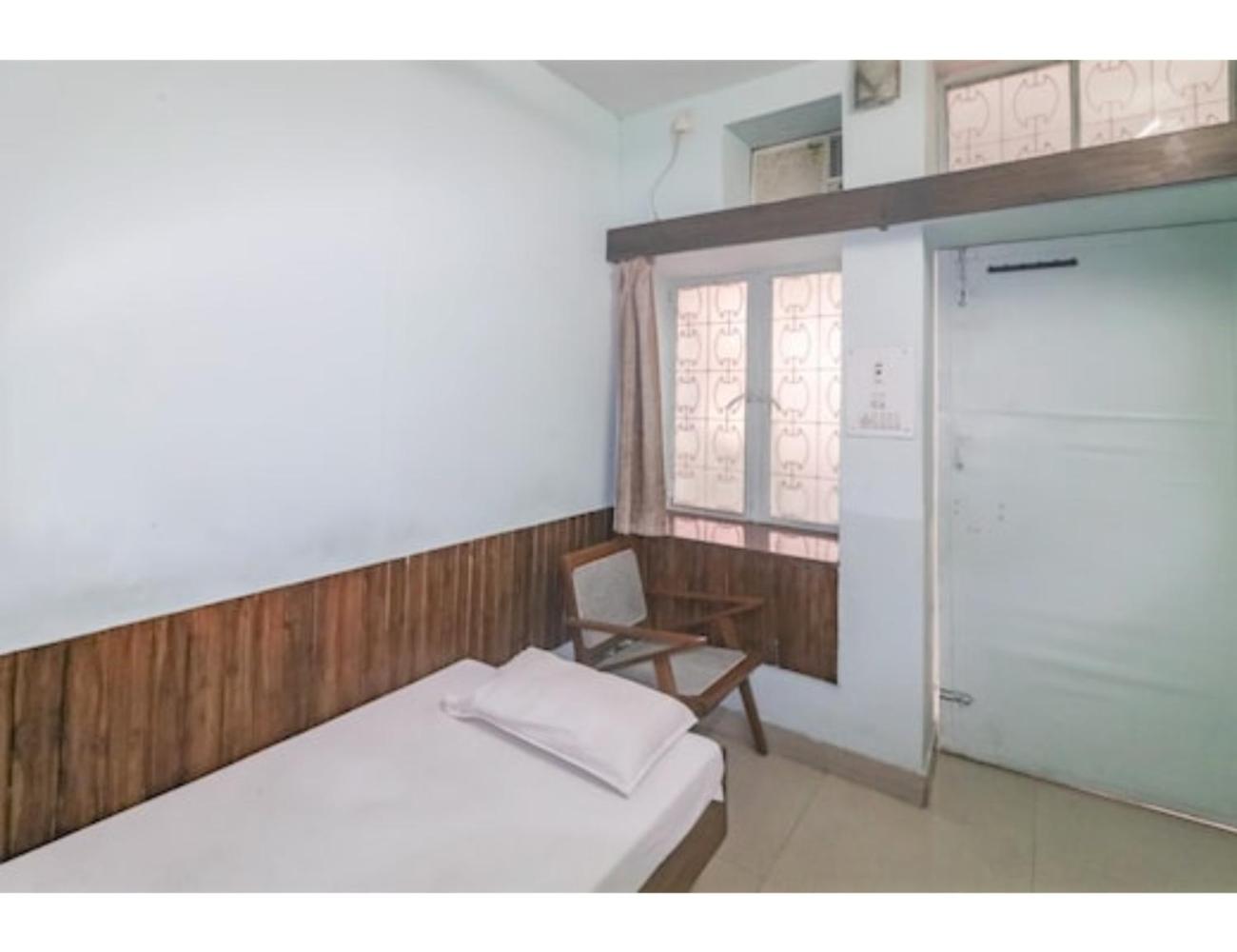 Hotel Dharamlok,Agra