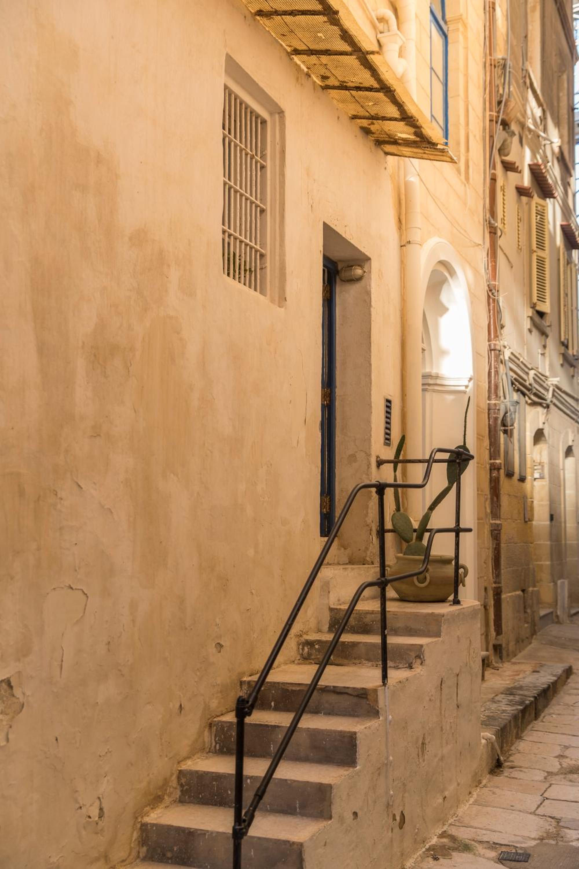 Valletta Collection - Old Theatre view 4