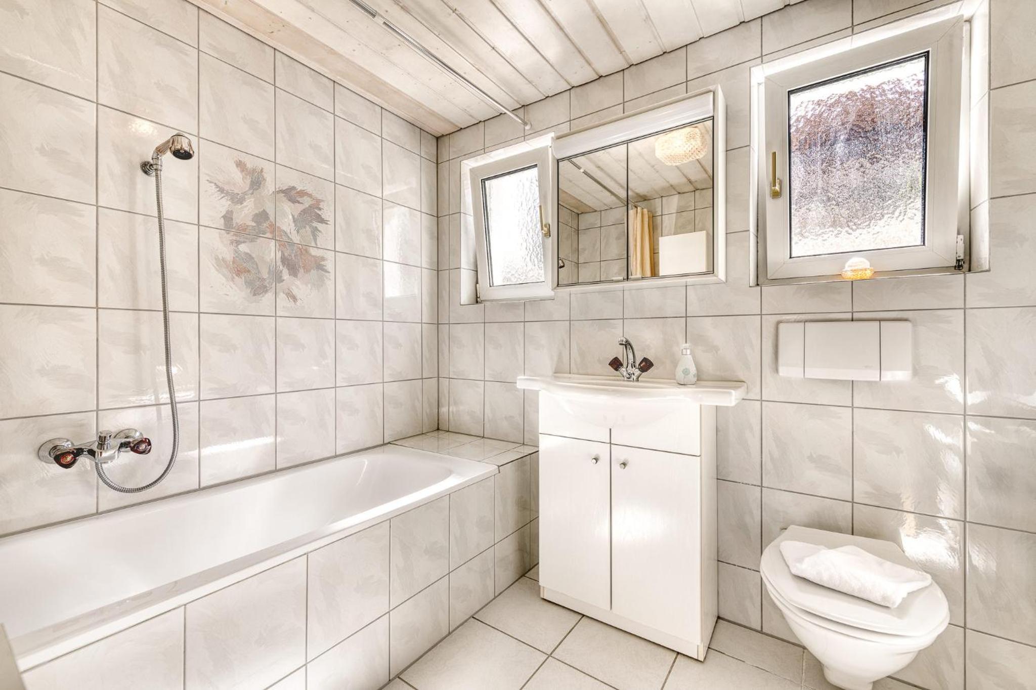 Familienferienwohnung Buerserberg Dorf by A-Appartments