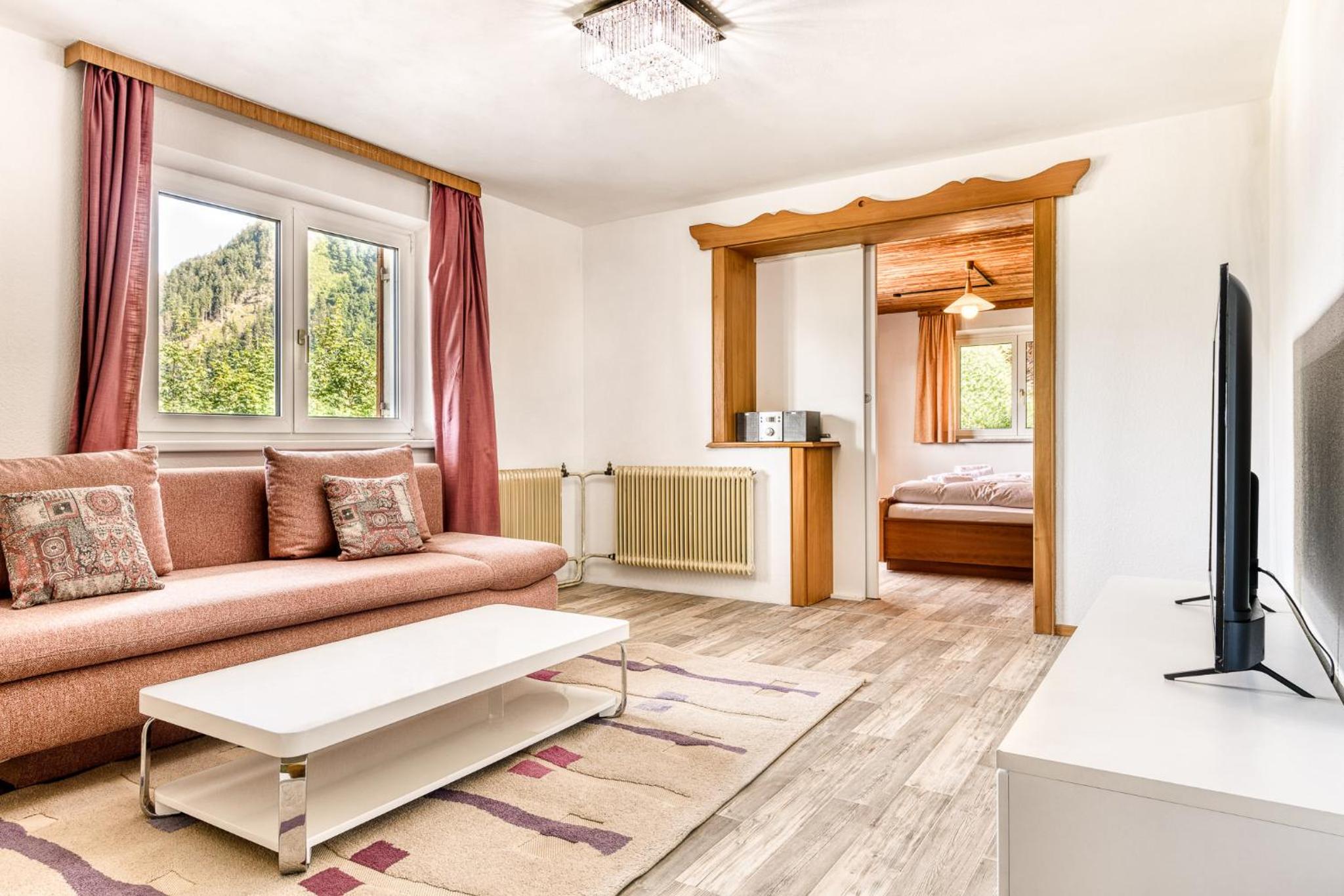 Familienferienwohnung Buerserberg Dorf by A-Appartments