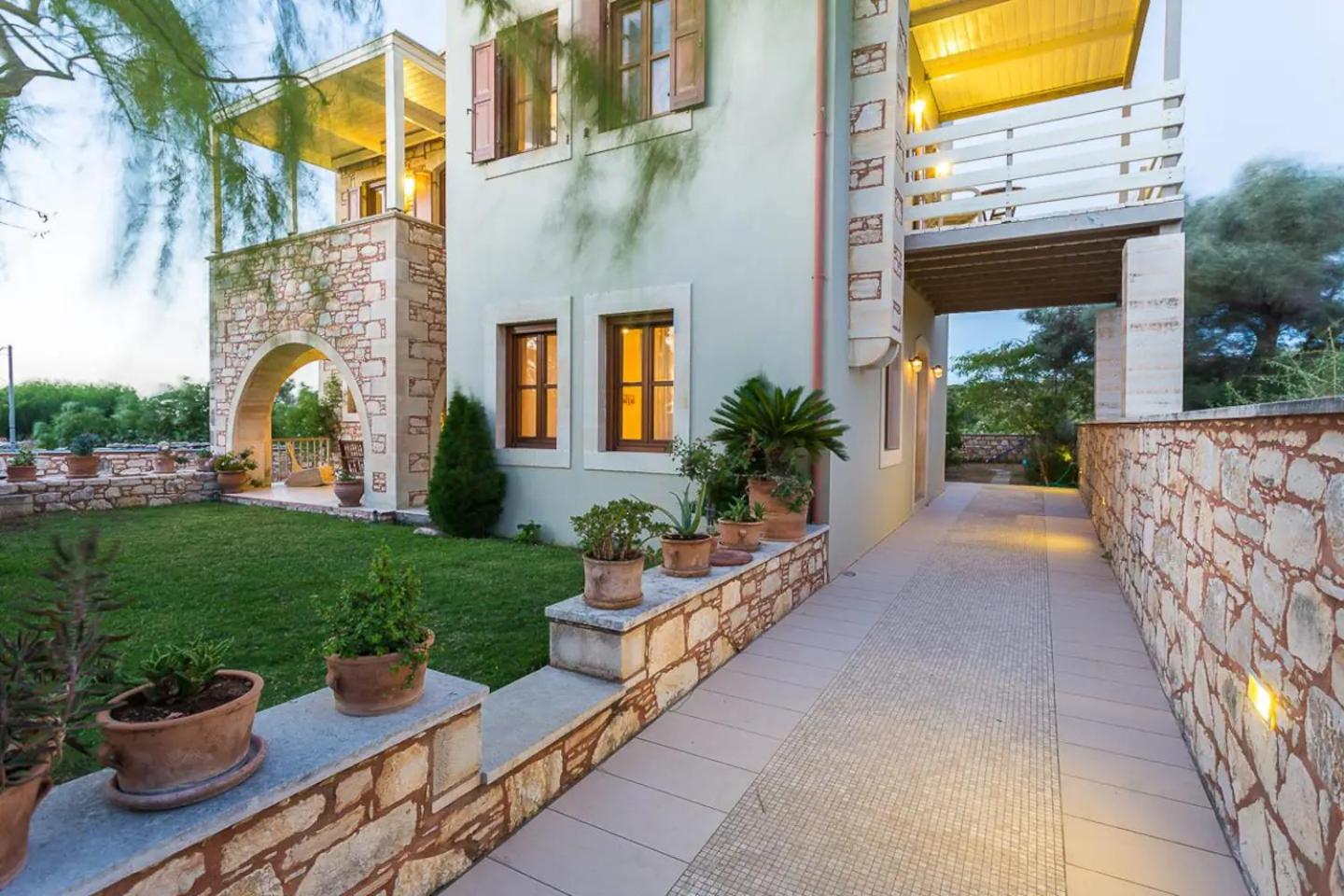Villa Mesogea