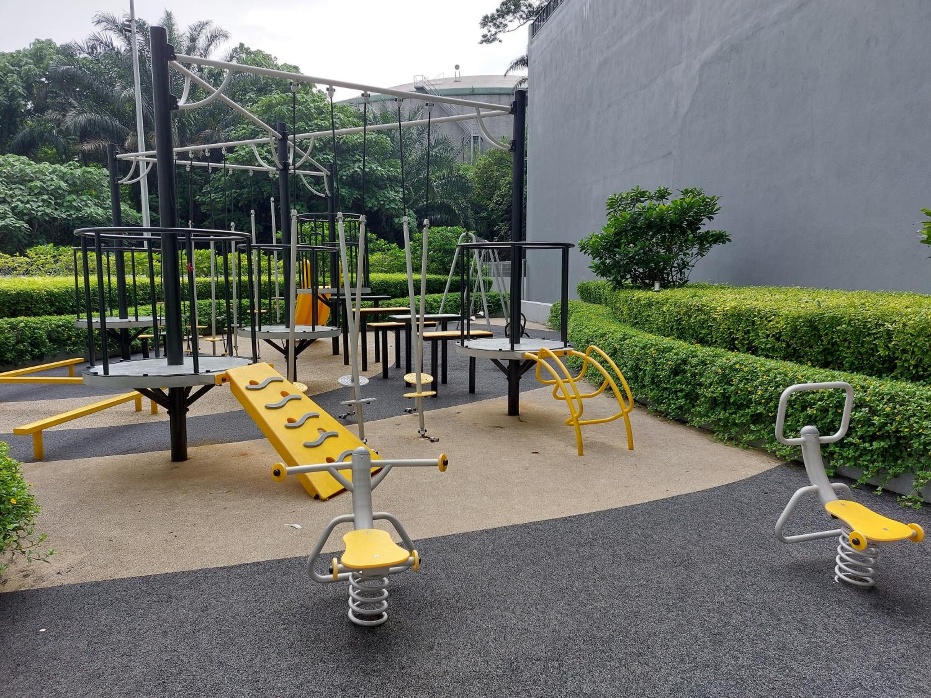 BOHEMIAN HOME 3 bedroom -10 mins to Mid Valley