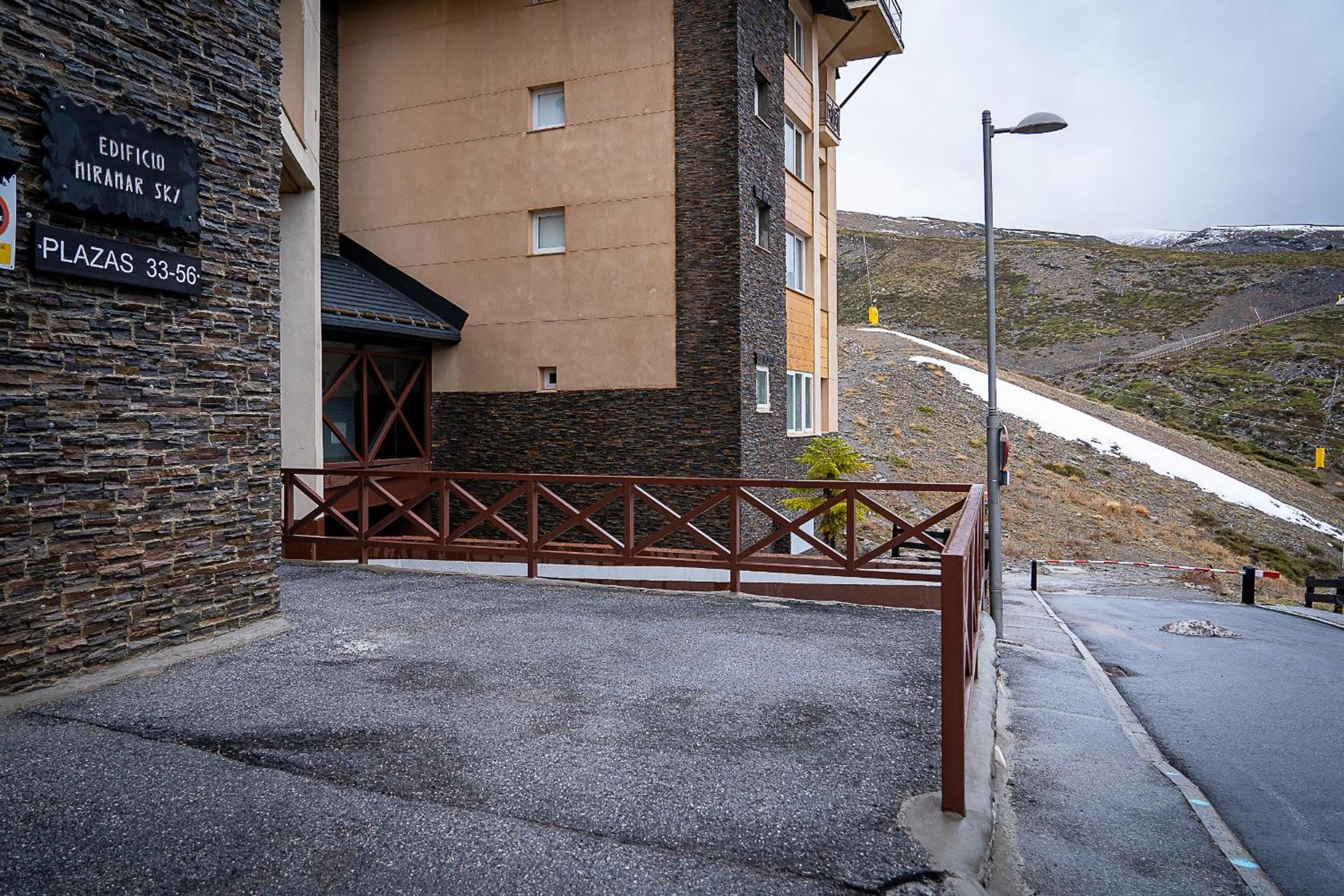 Miramar Ski Premium