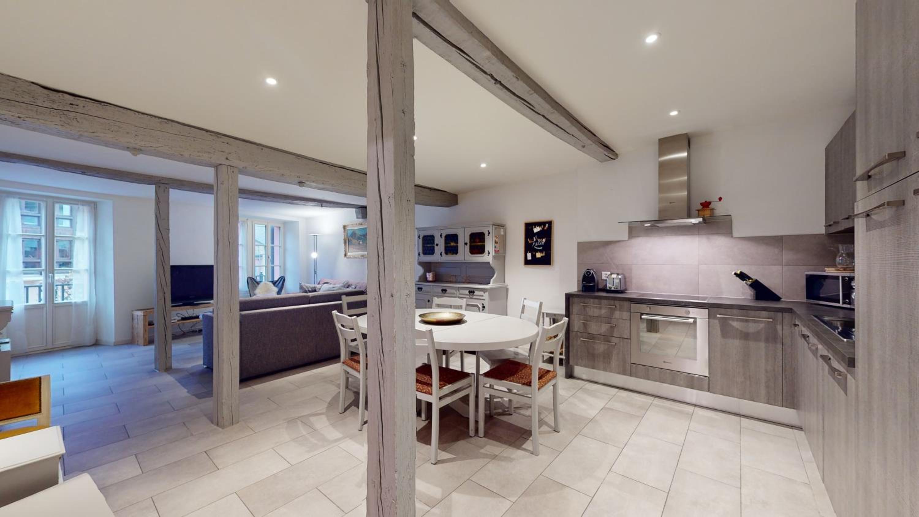 Beautiful apartment in the heart of the old city