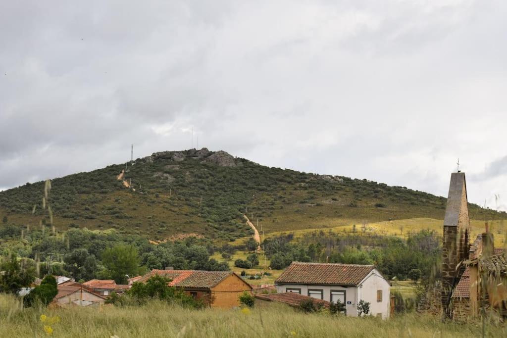 Casa Rural Tozolosolobos
