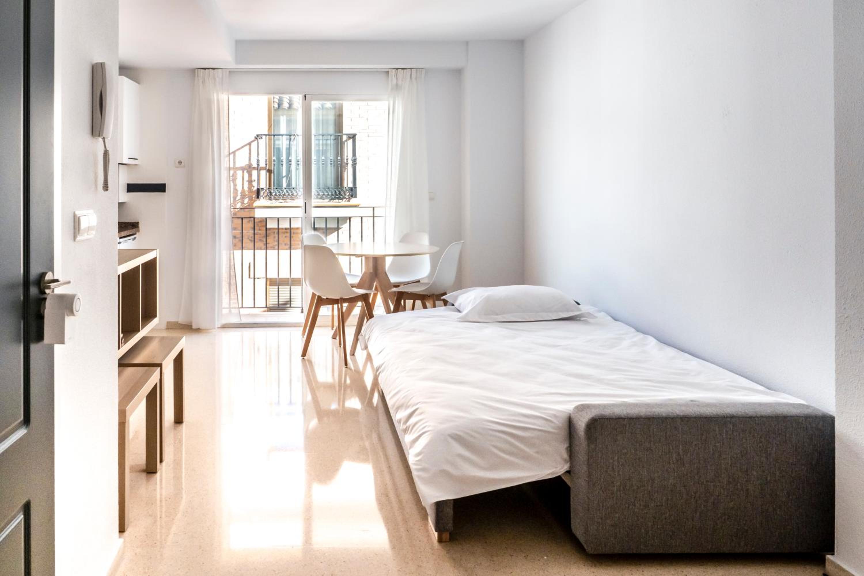 CALMA Apartments
