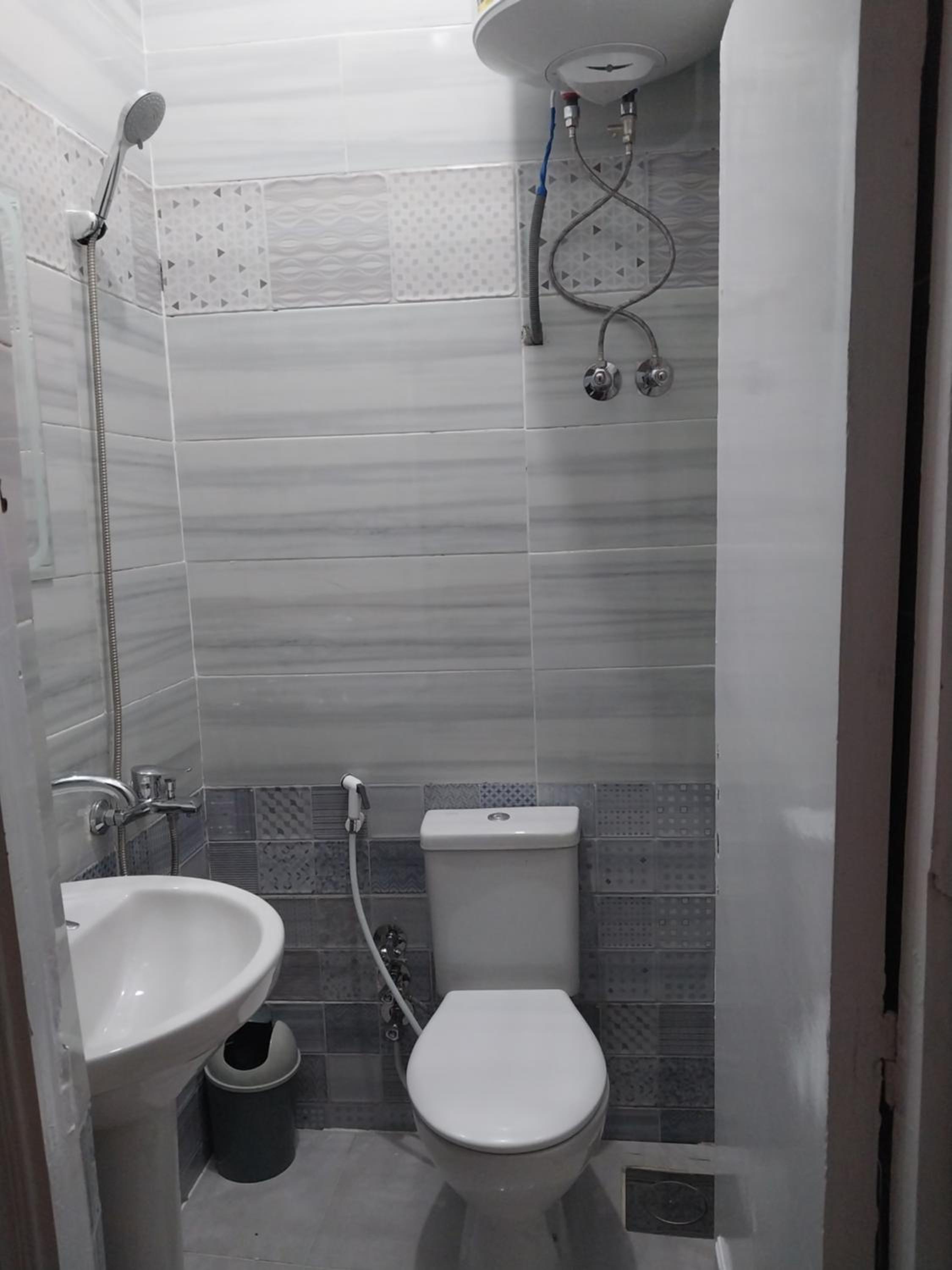 Kayan Guest House