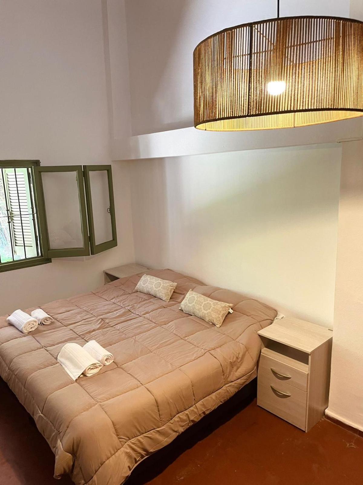 Hermosa y amplia casa en la mejor ubicacion de Chacras, con piscina y jardin