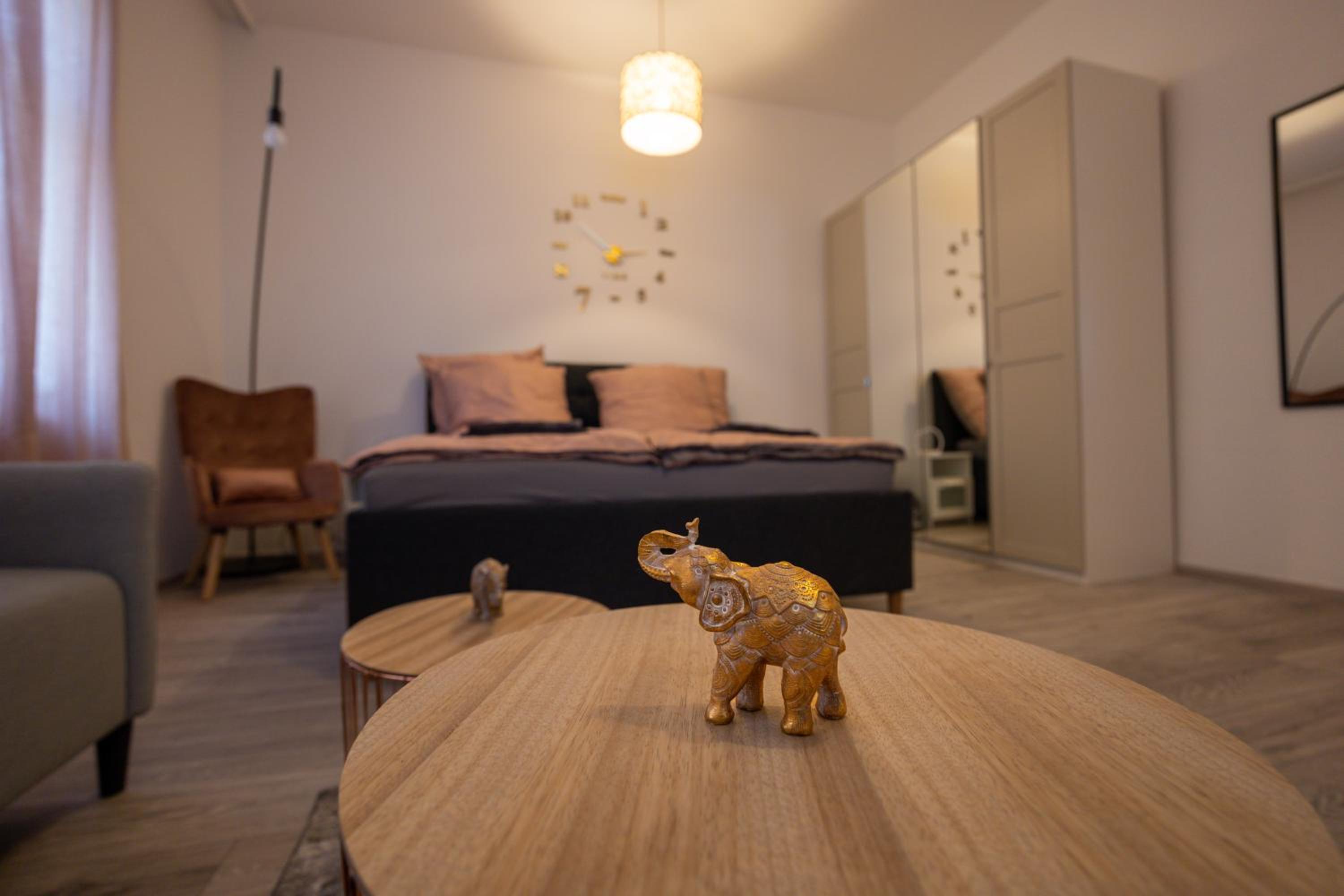 The Vienna Stay by Radiant
