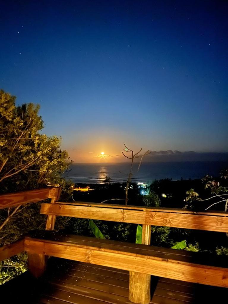 Um lugar mágico, praia do rosa, vista pro mar
