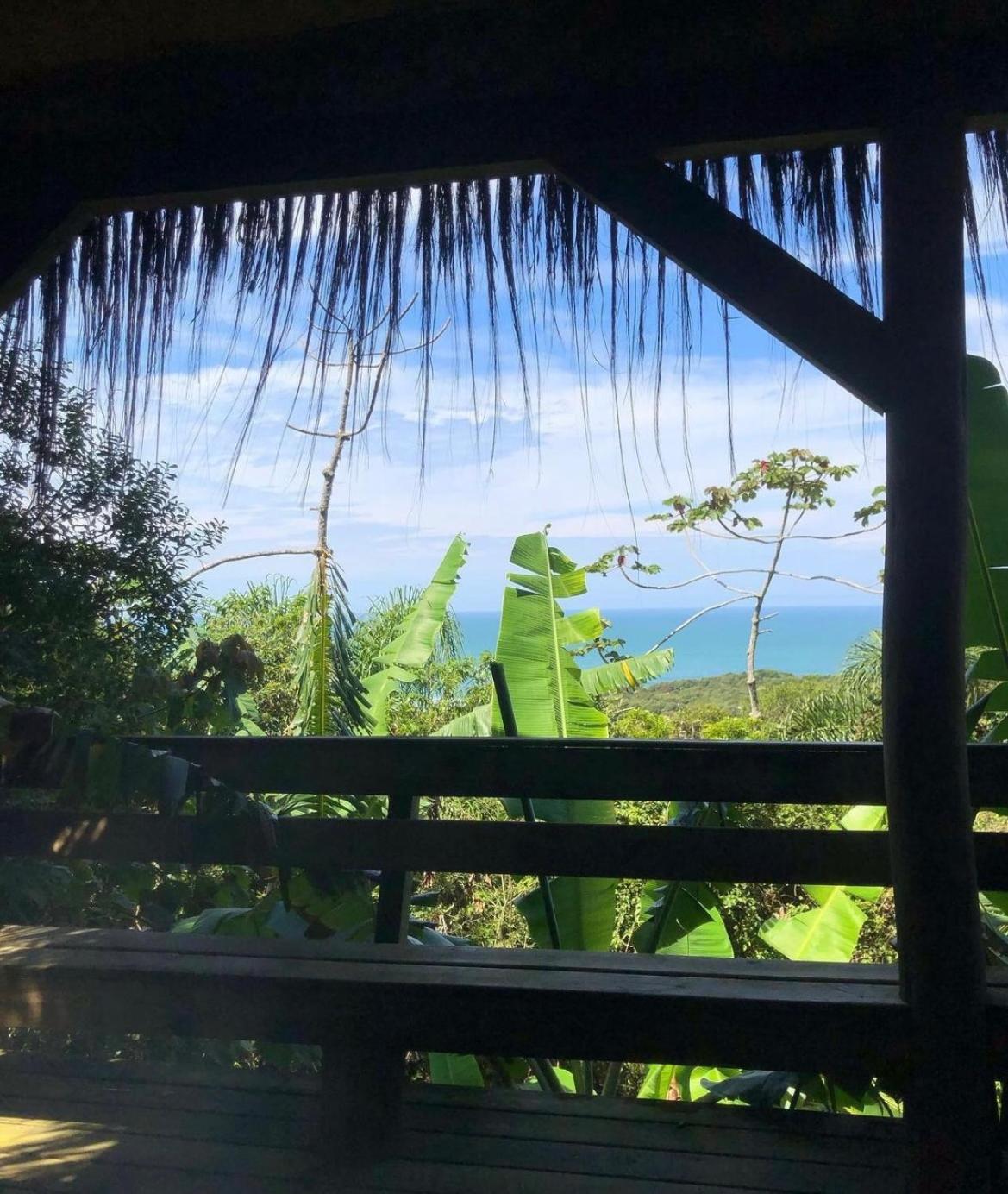 Um lugar mágico, praia do rosa, vista pro mar