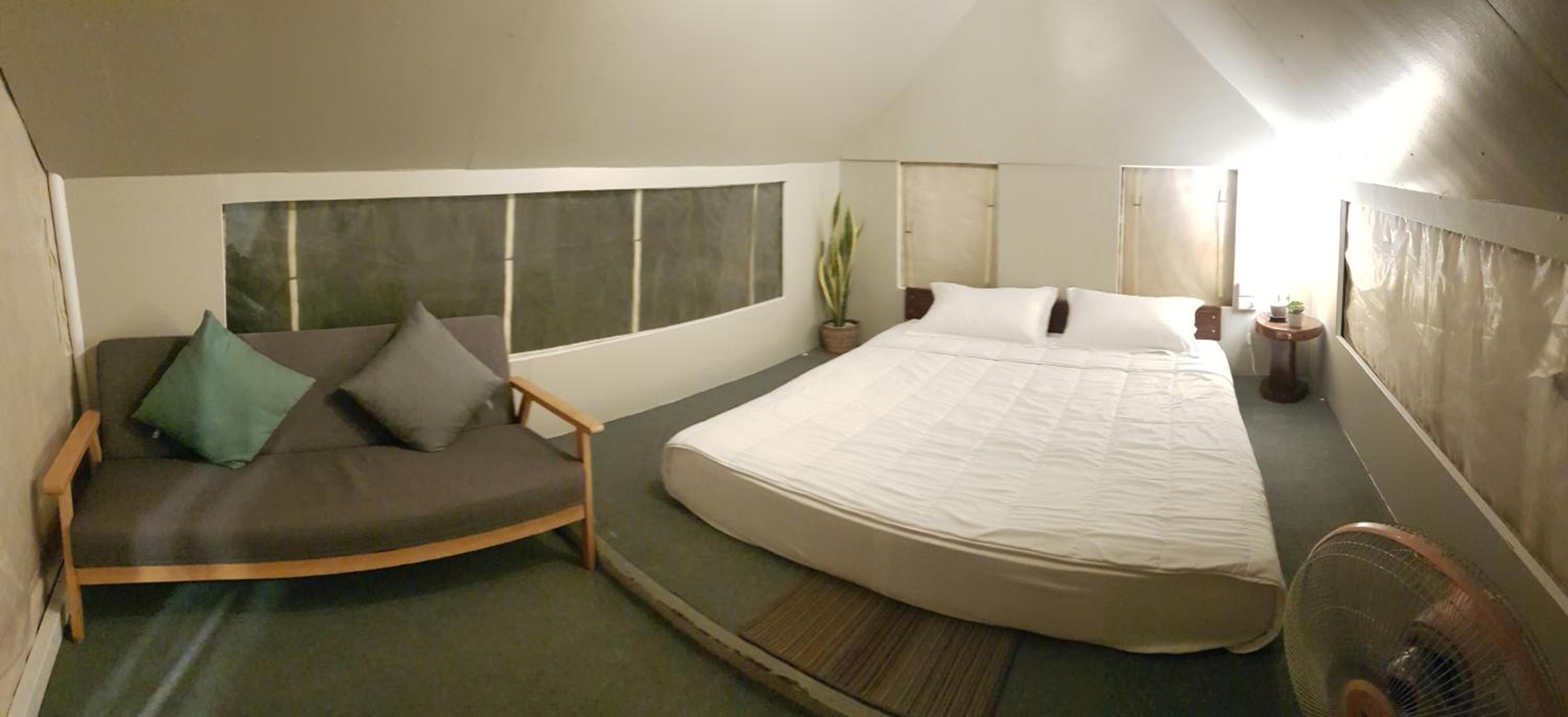 Photo 47