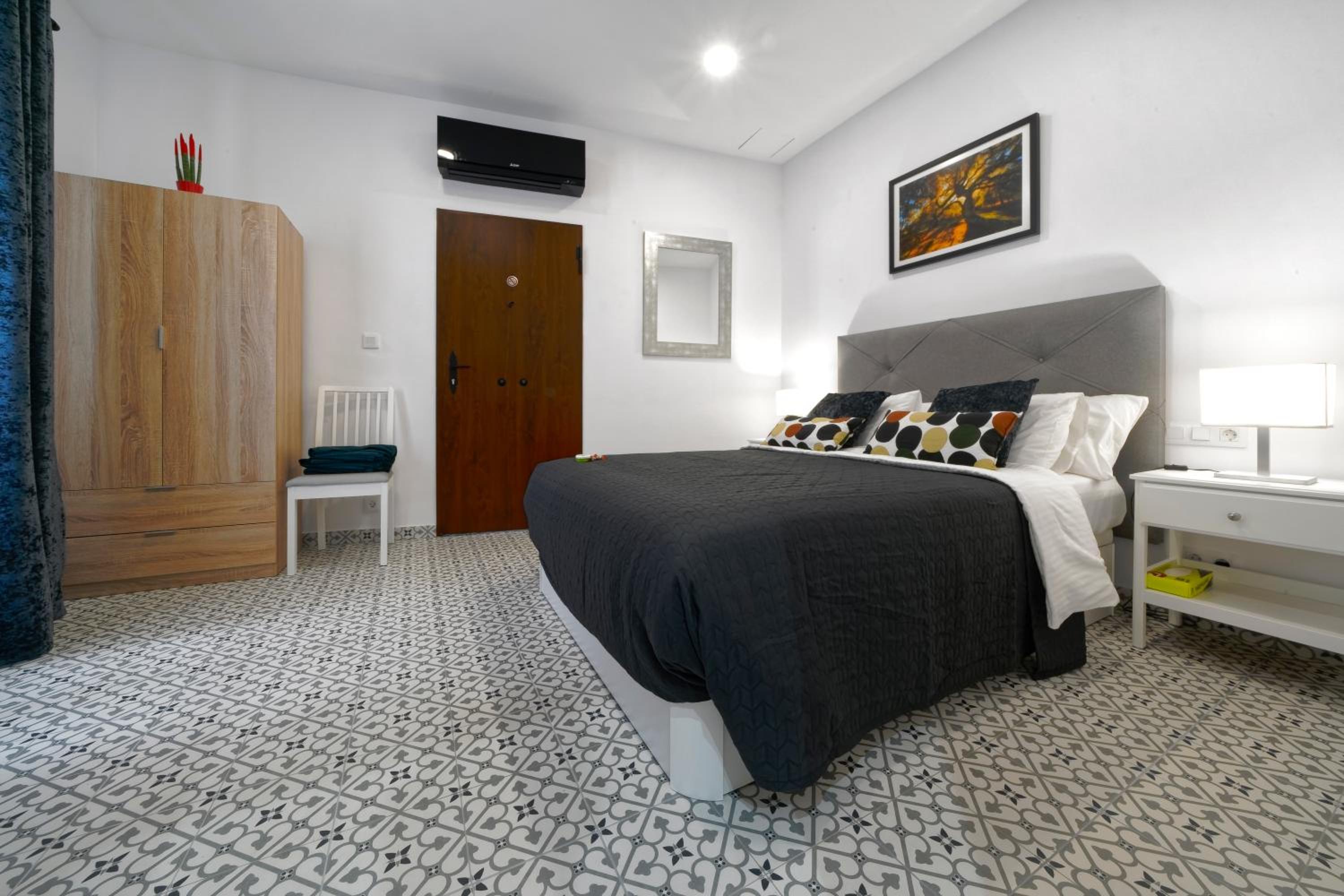 CASA VERDE Comfortable Air-Conditioned Modern Apartments