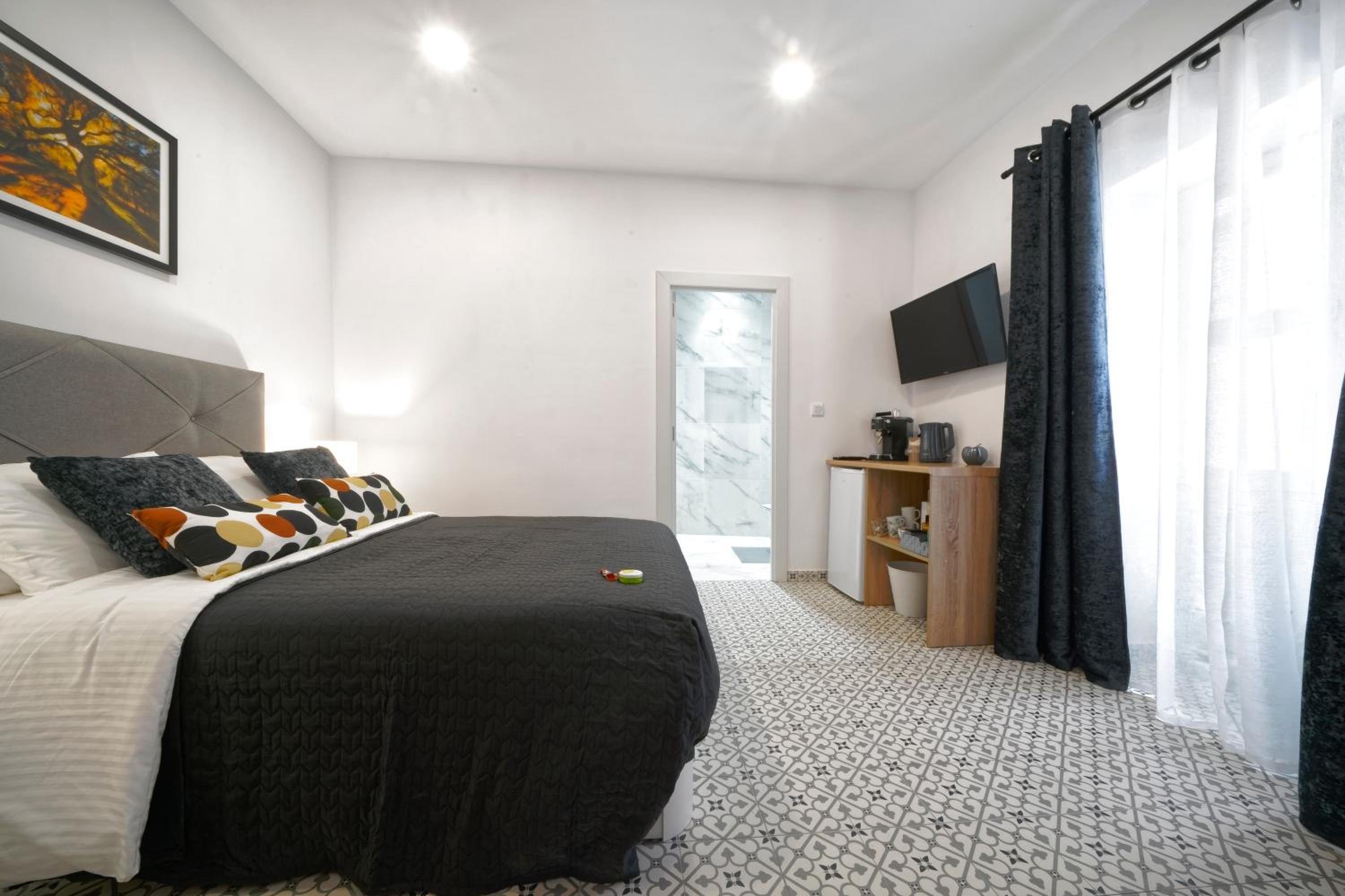 CASA VERDE Comfortable Air-Conditioned Modern Apartments
