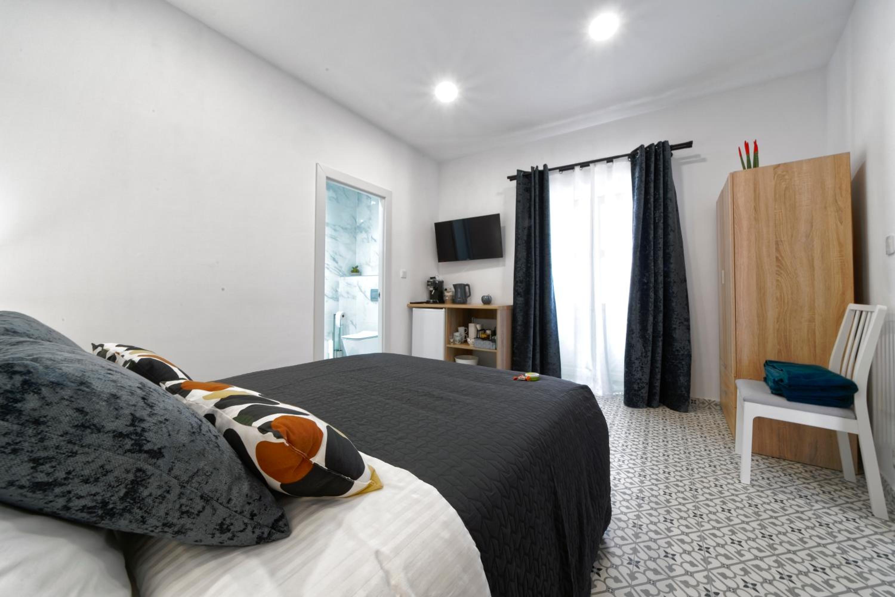 CASA VERDE Comfortable Air-Conditioned Modern Apartments