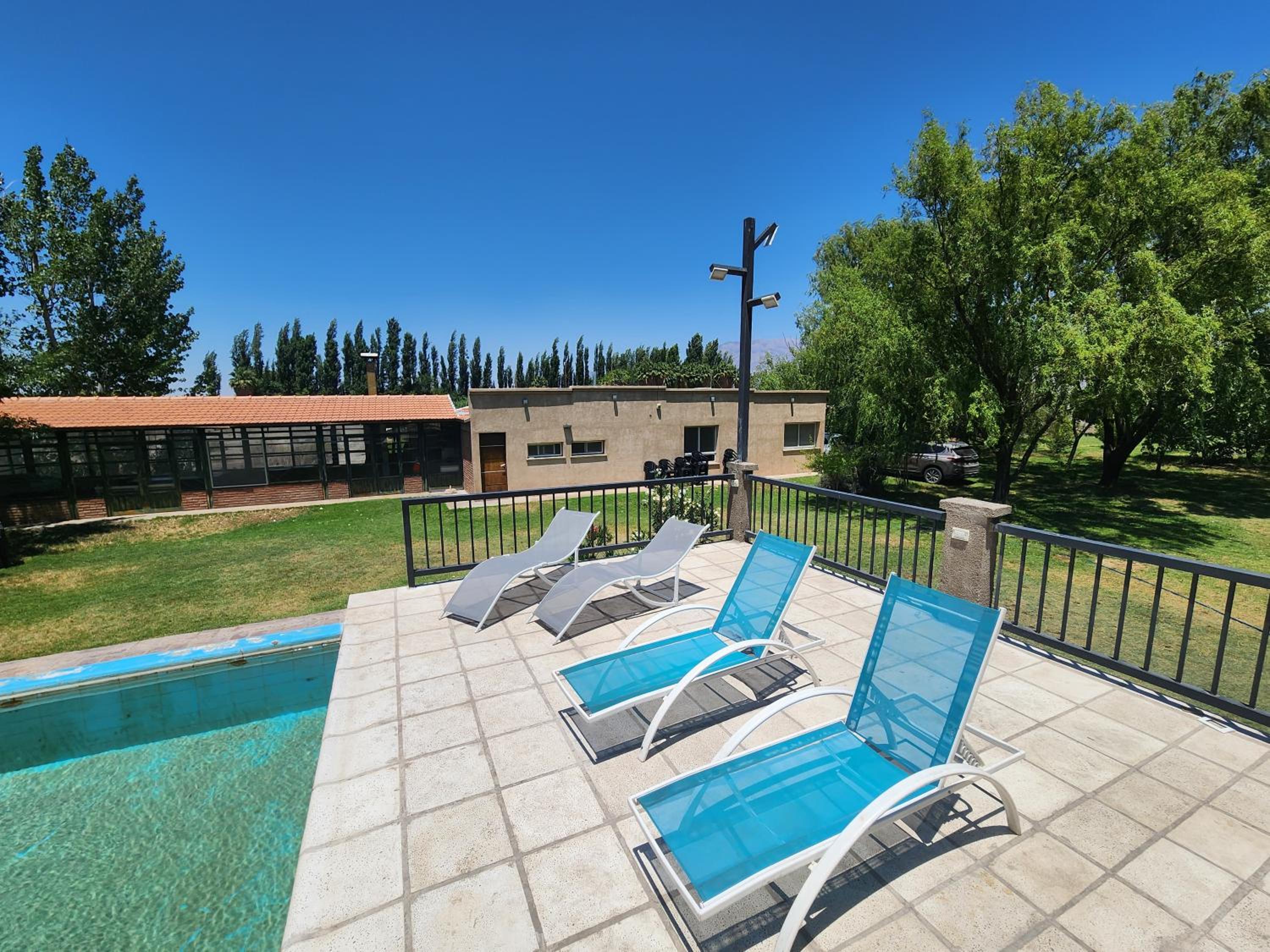 Casa quinta en Pocito con pileta quincho cancha de futbol