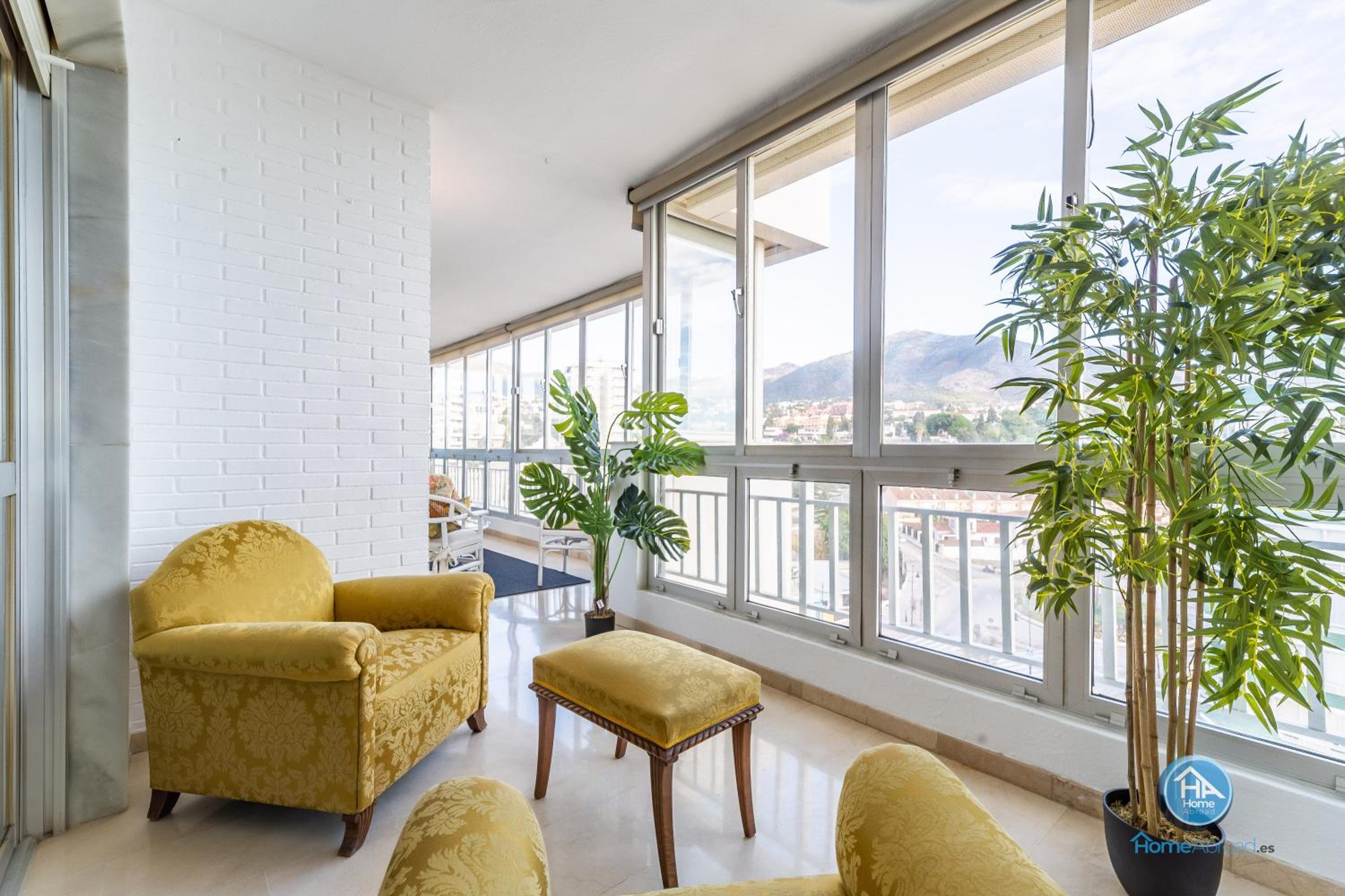 Super Exclusive Beach Fuengirola with free parking