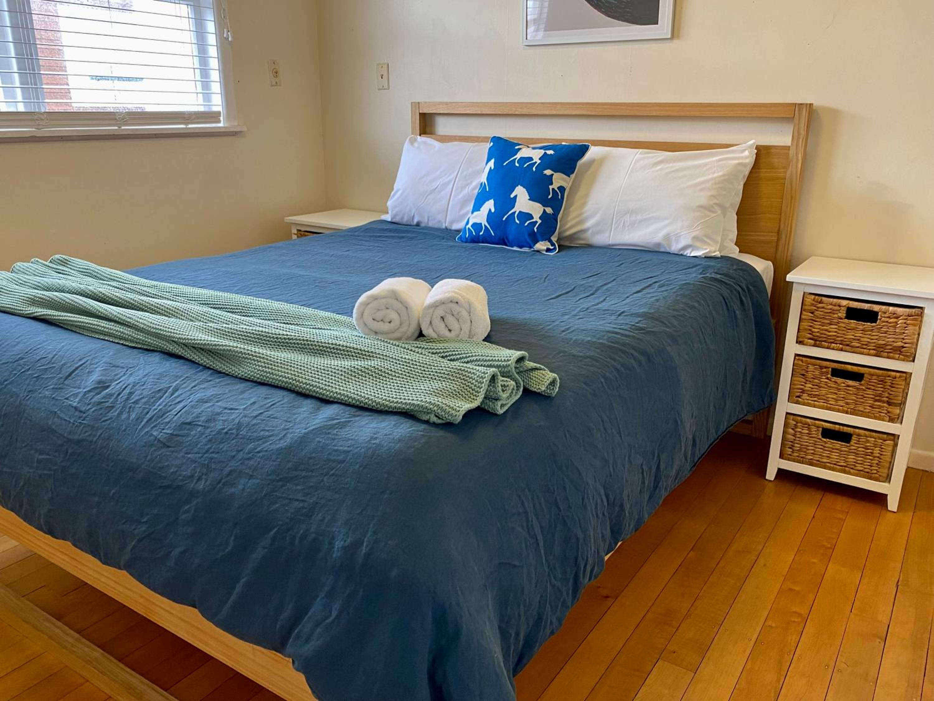 The Ngarata Nest ~ Amazing Location in Downtown Mount view 3