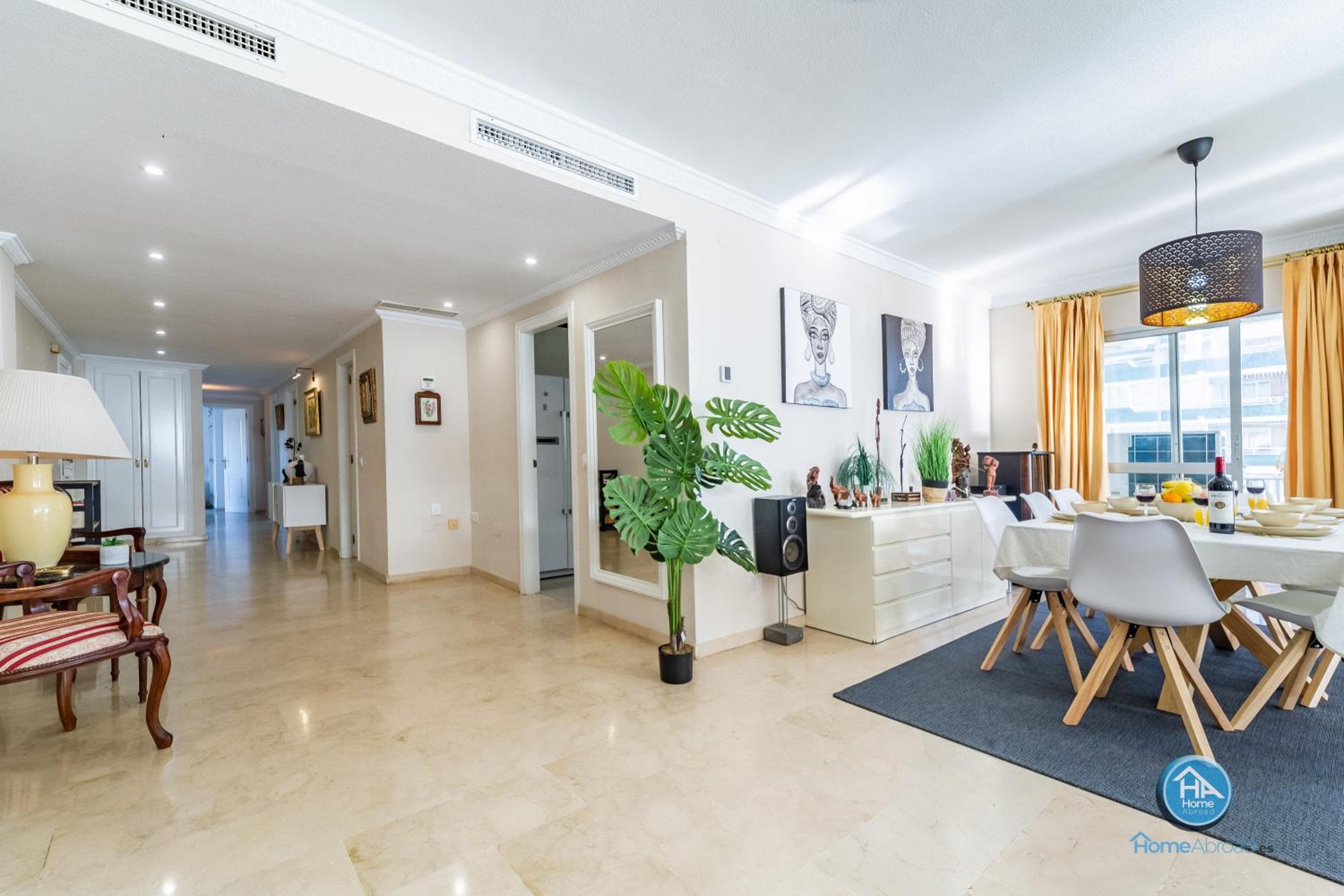 Super Exclusive Beach Fuengirola with free parking