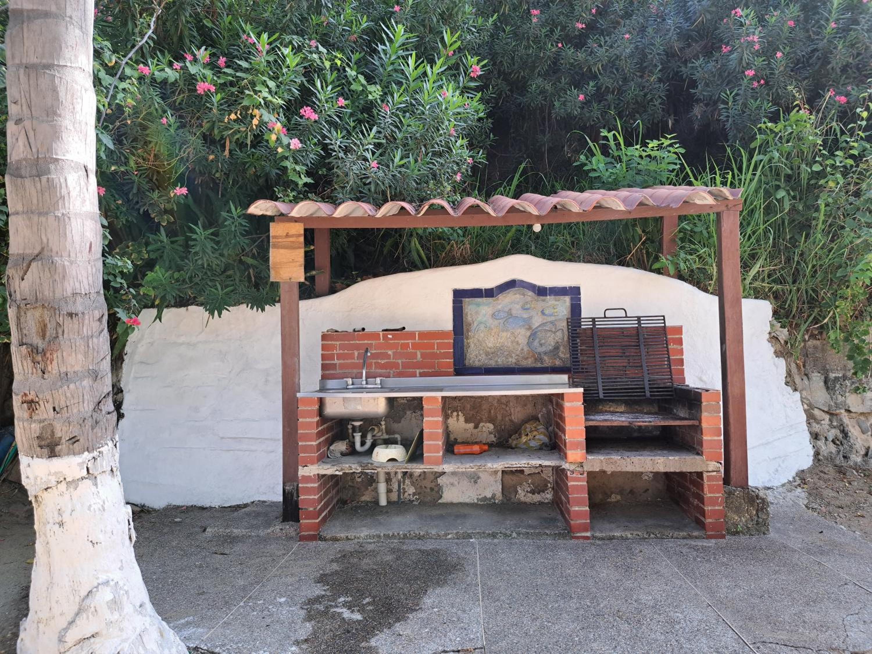 Apartamento con playa privada y piscina