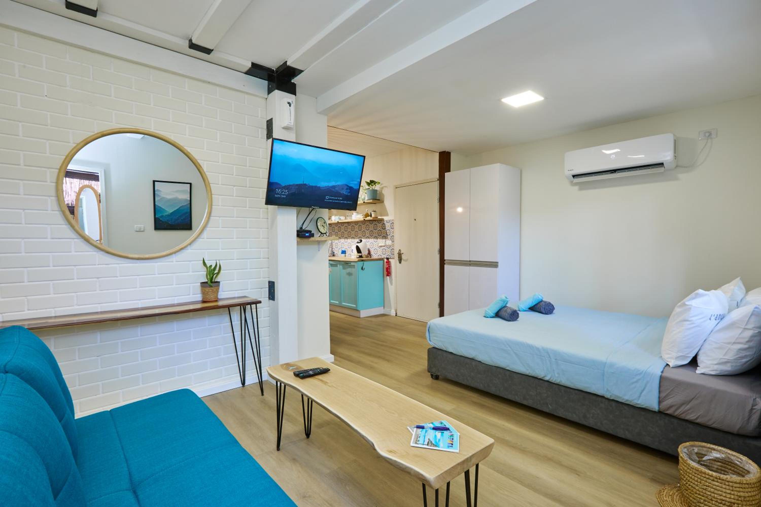 Blue Pearl Boutique Studio Eilat