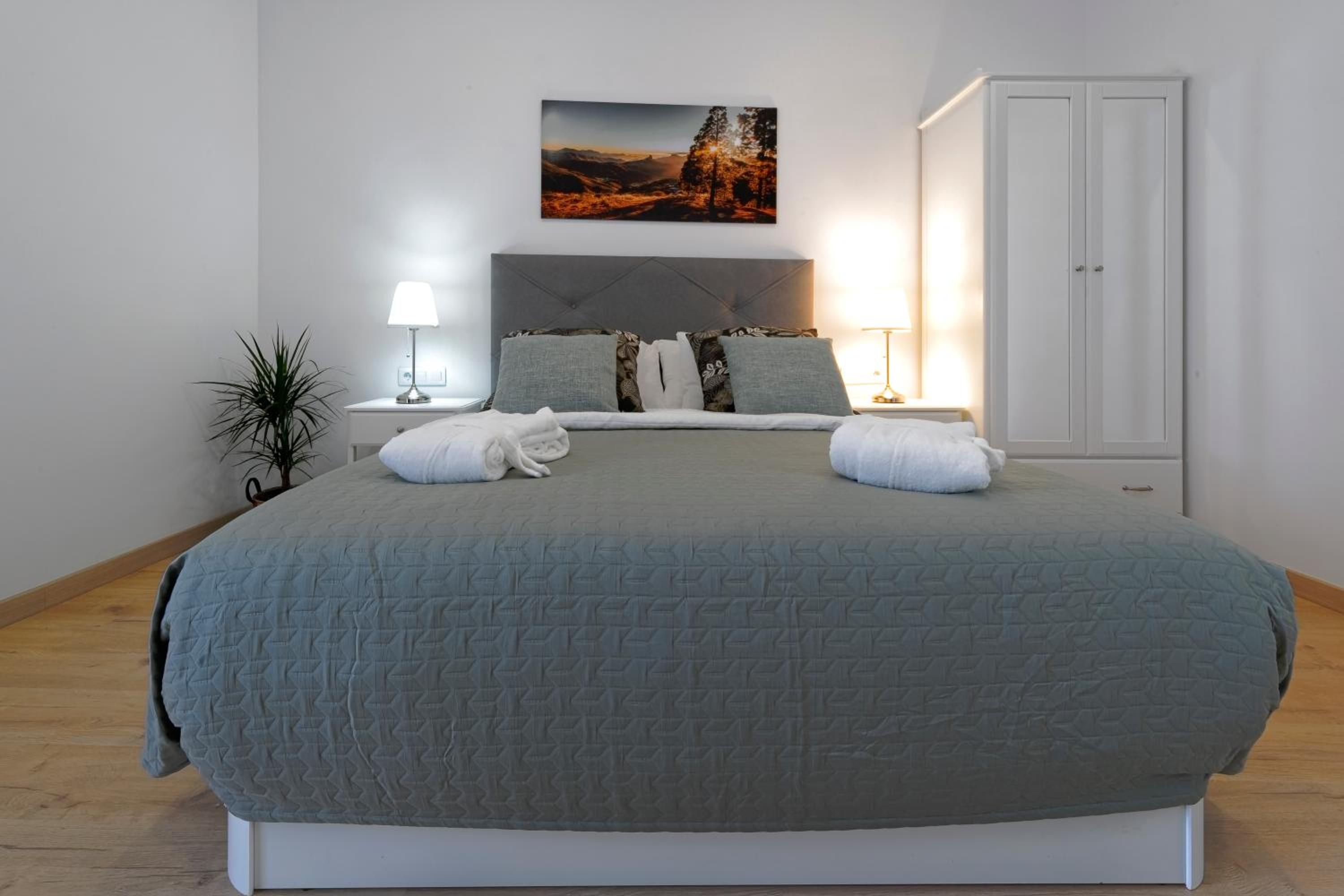 CASA VERDE Comfortable Air-Conditioned Modern Apartments