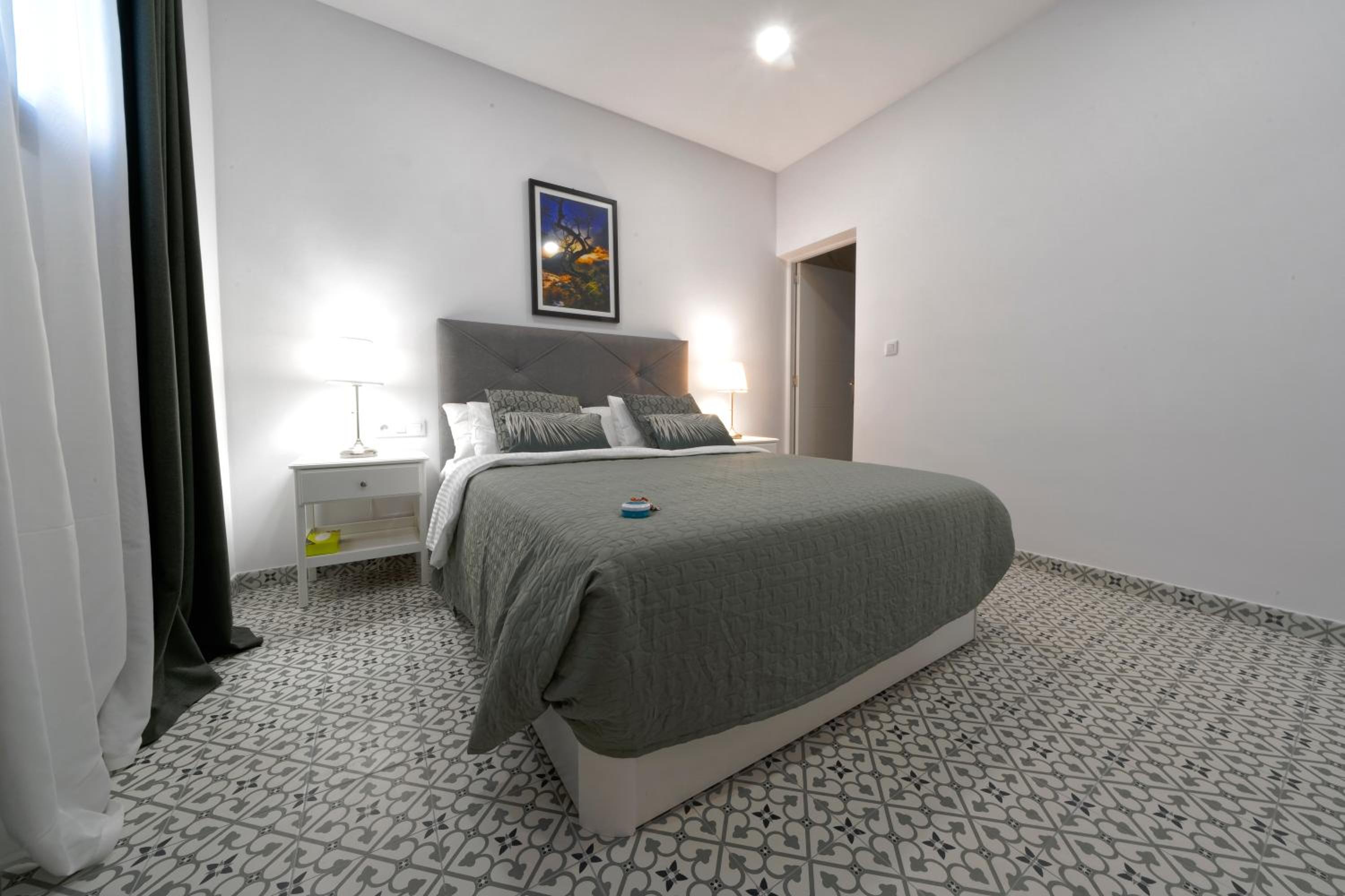 CASA VERDE Comfortable Air-Conditioned Modern Apartments