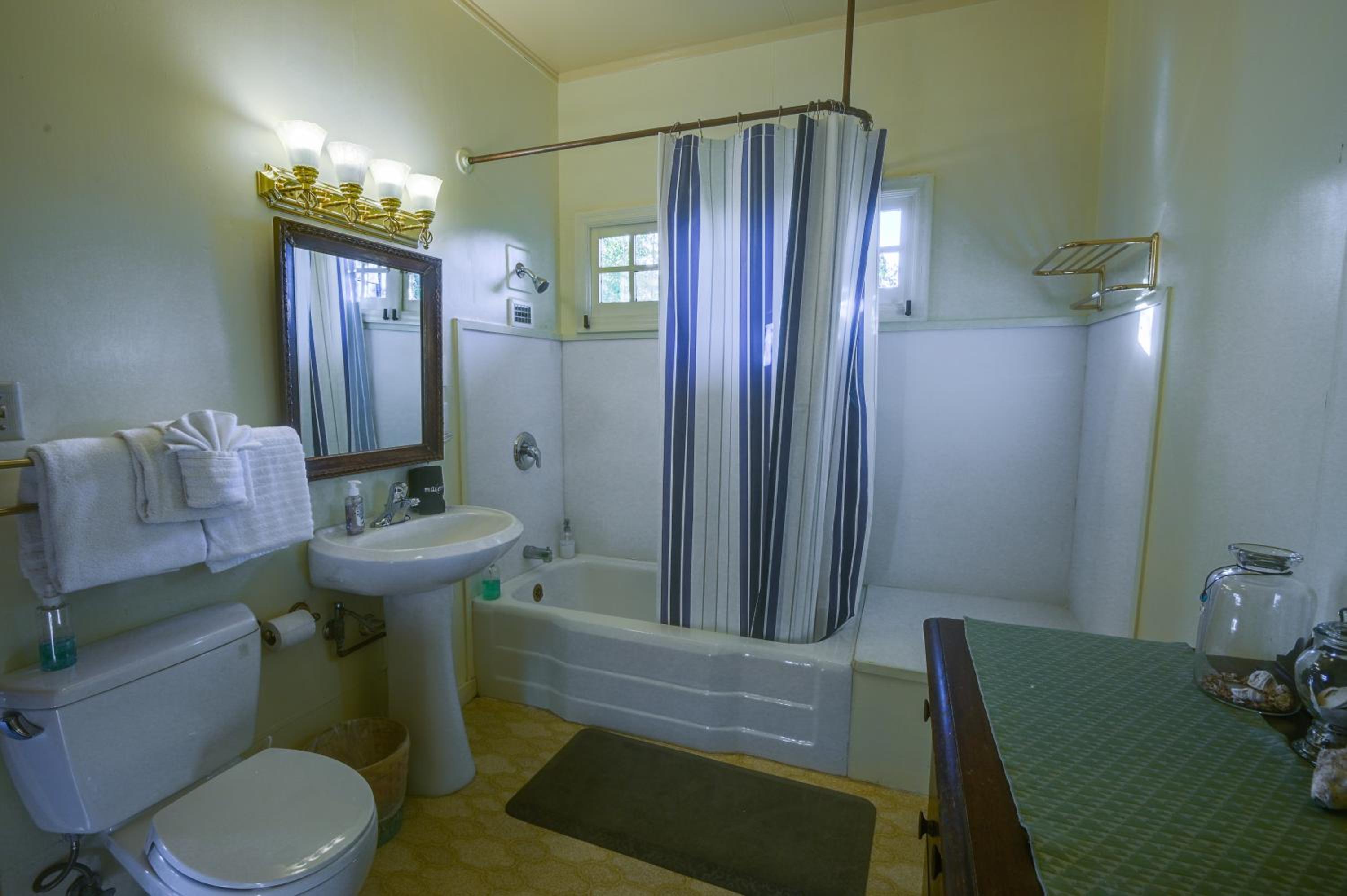 The Captains Quarters