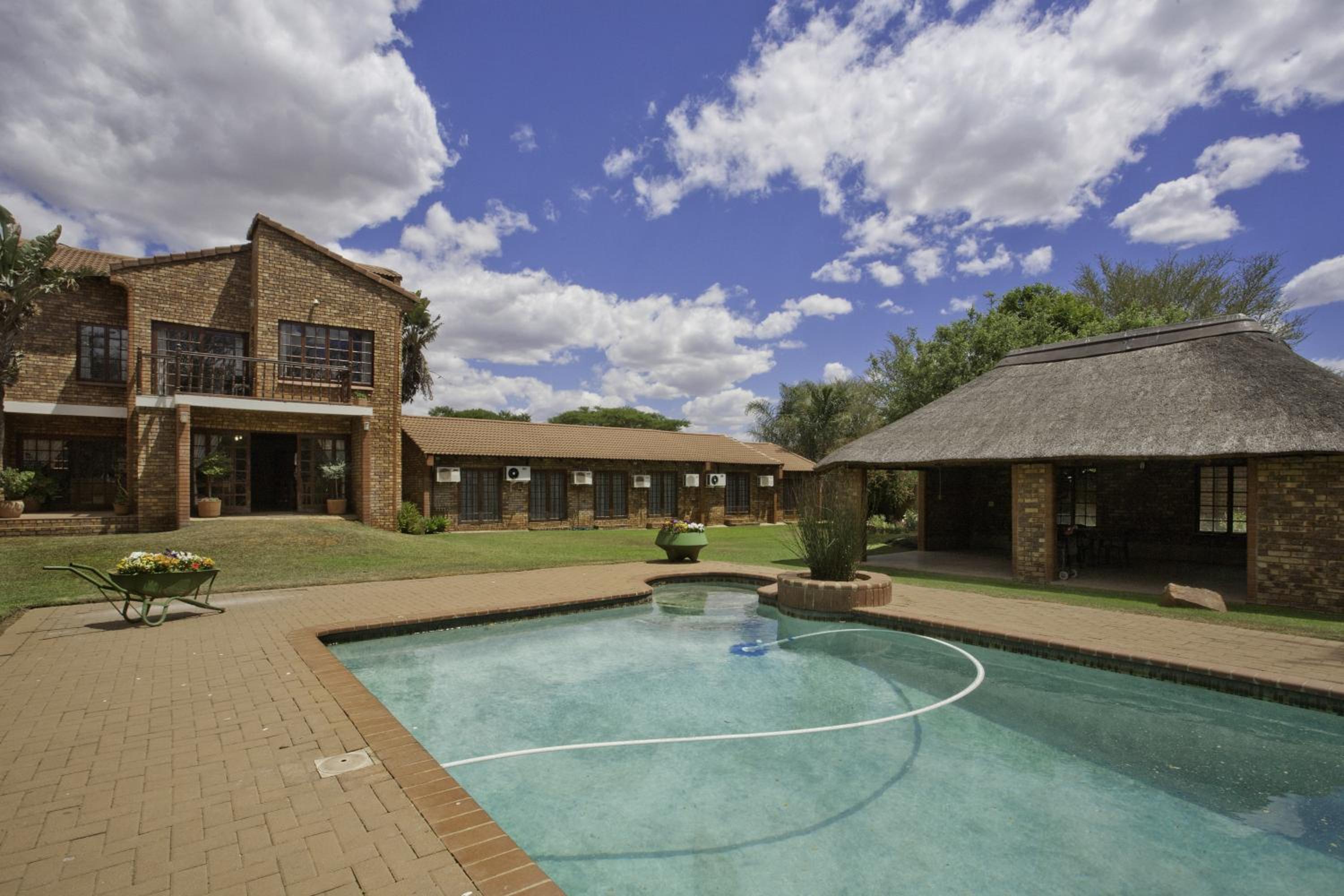 Peter's Guesthouse — photo 9
