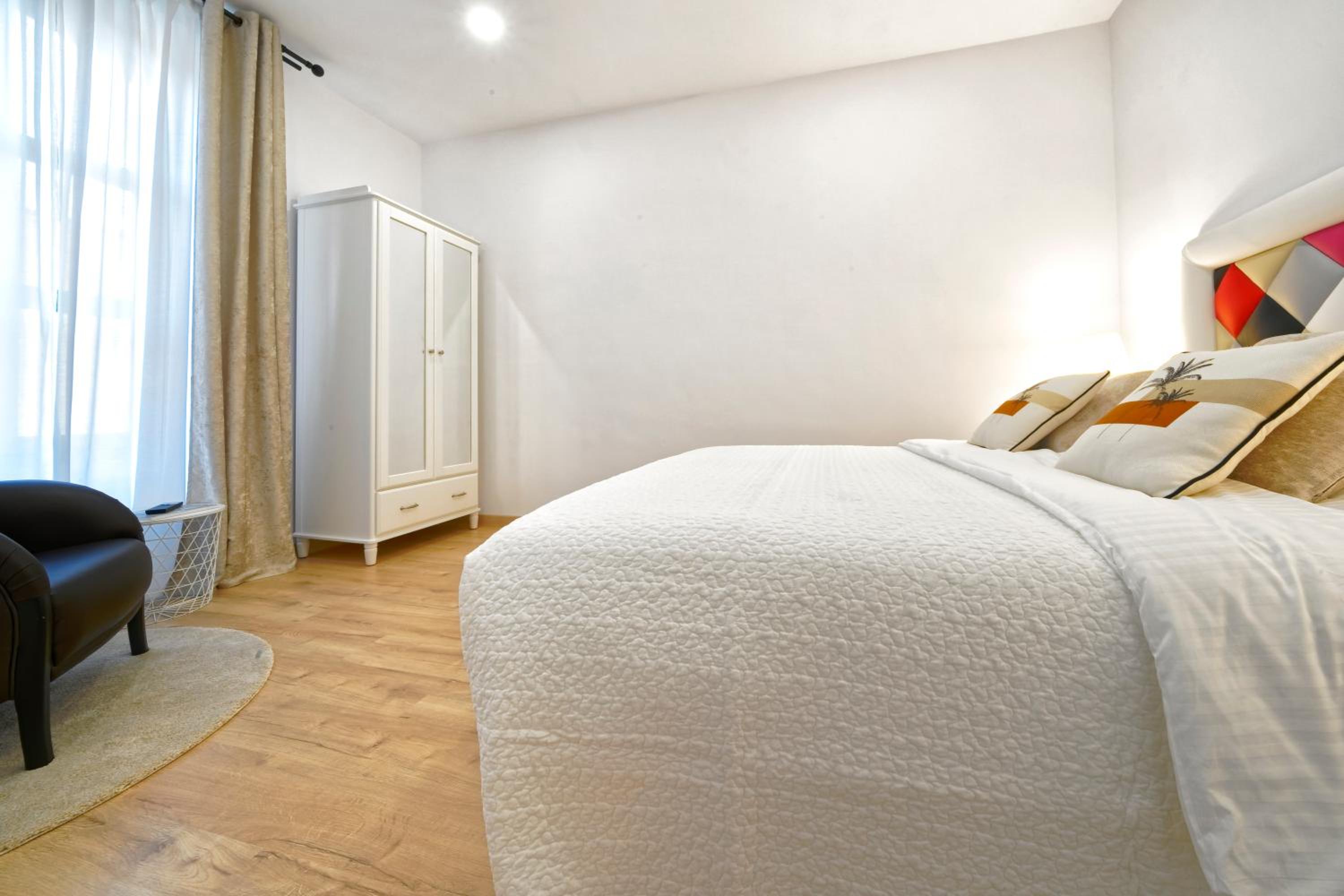 CASA VERDE Comfortable Air-Conditioned Modern Apartments