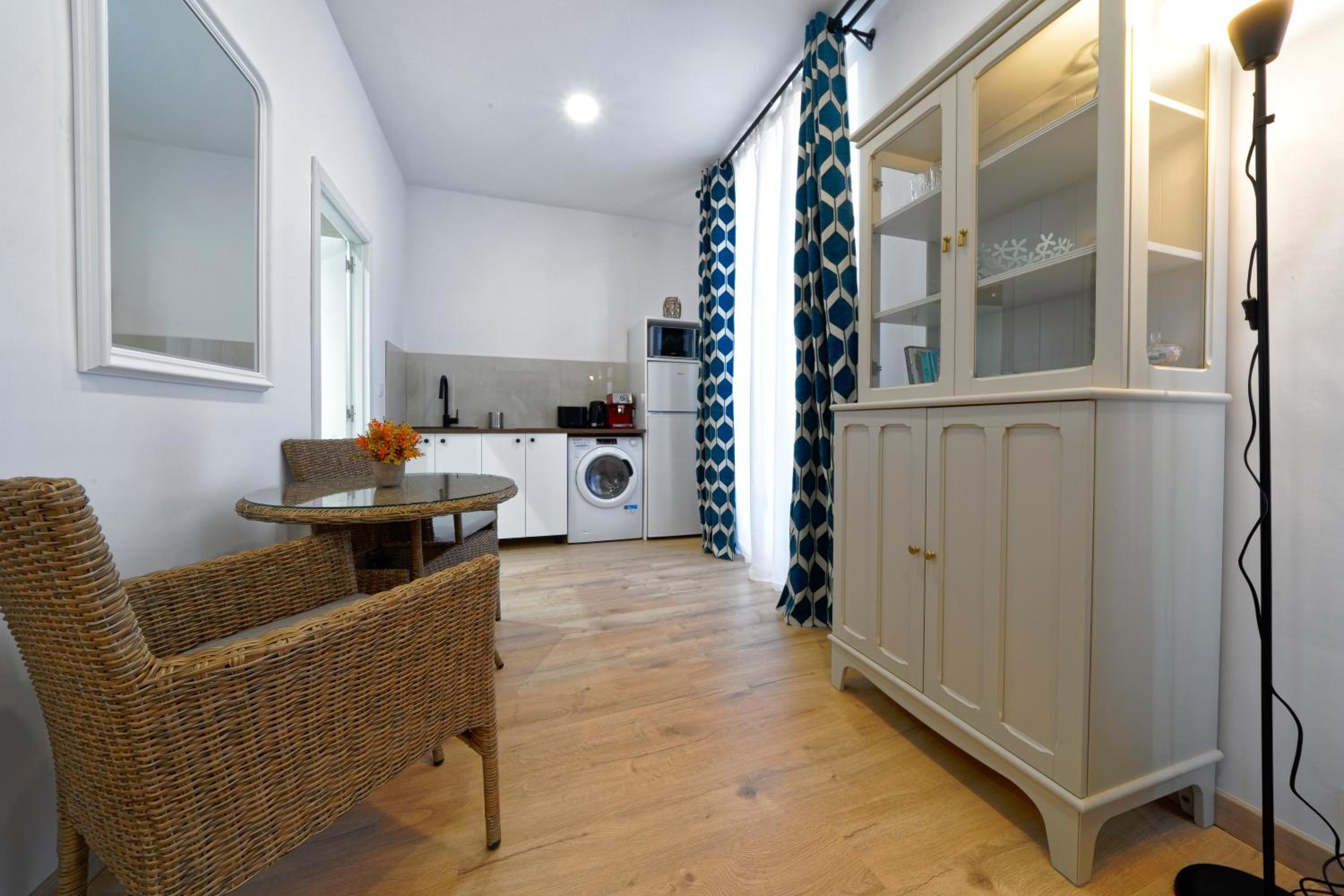 CASA VERDE Comfortable Air-Conditioned Modern Apartments