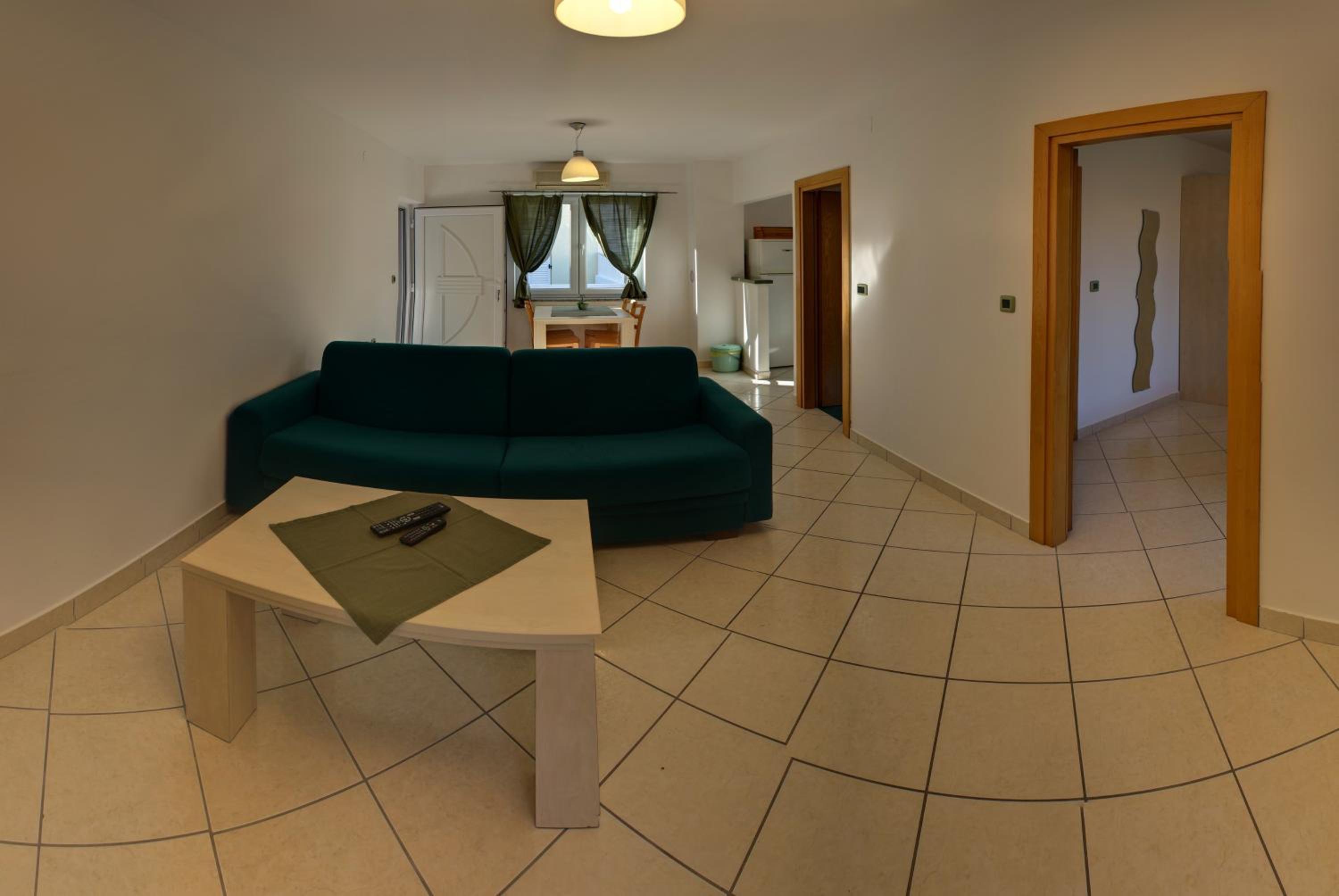 Photo 42