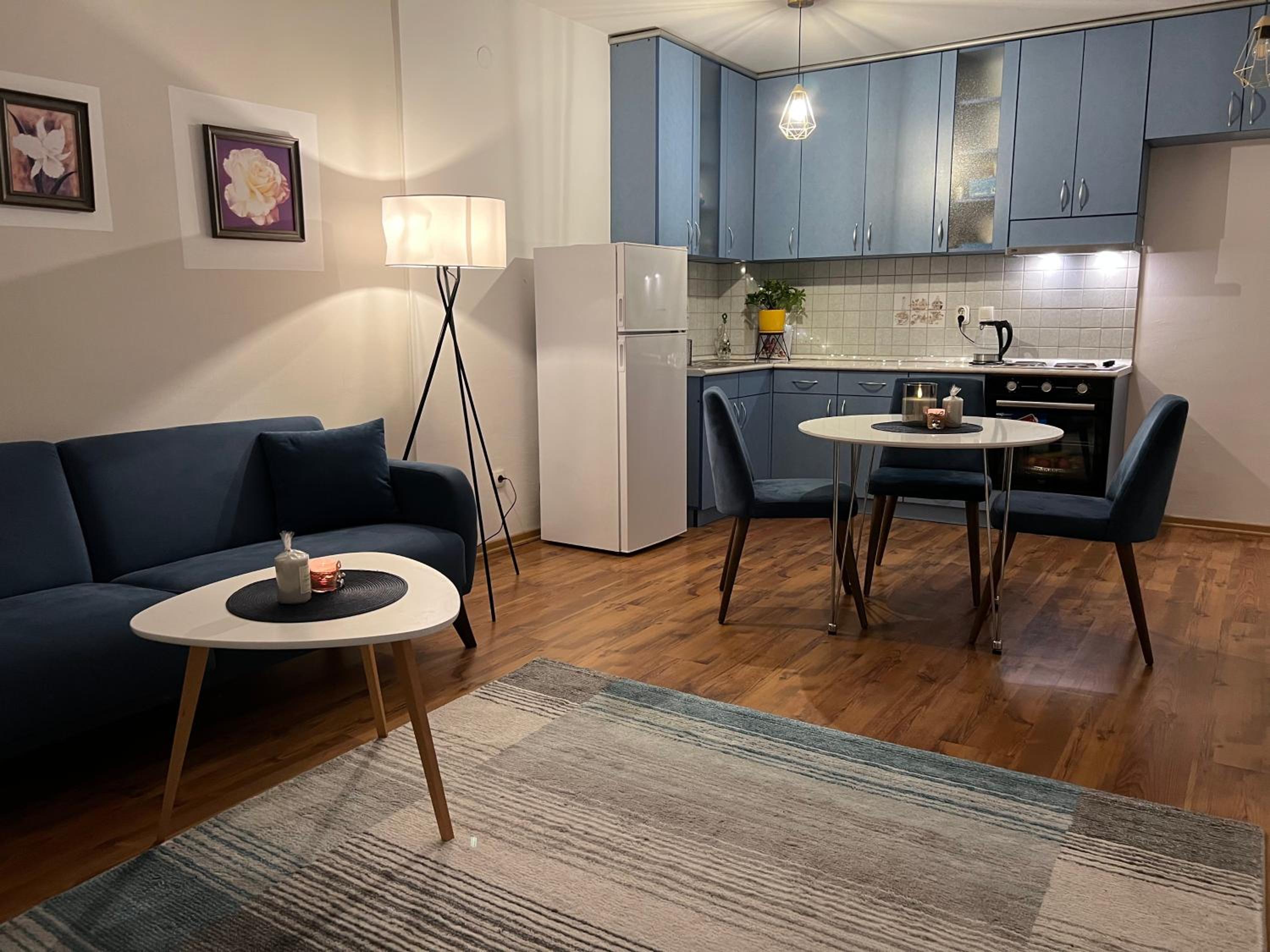 Old Bridge Apartment
