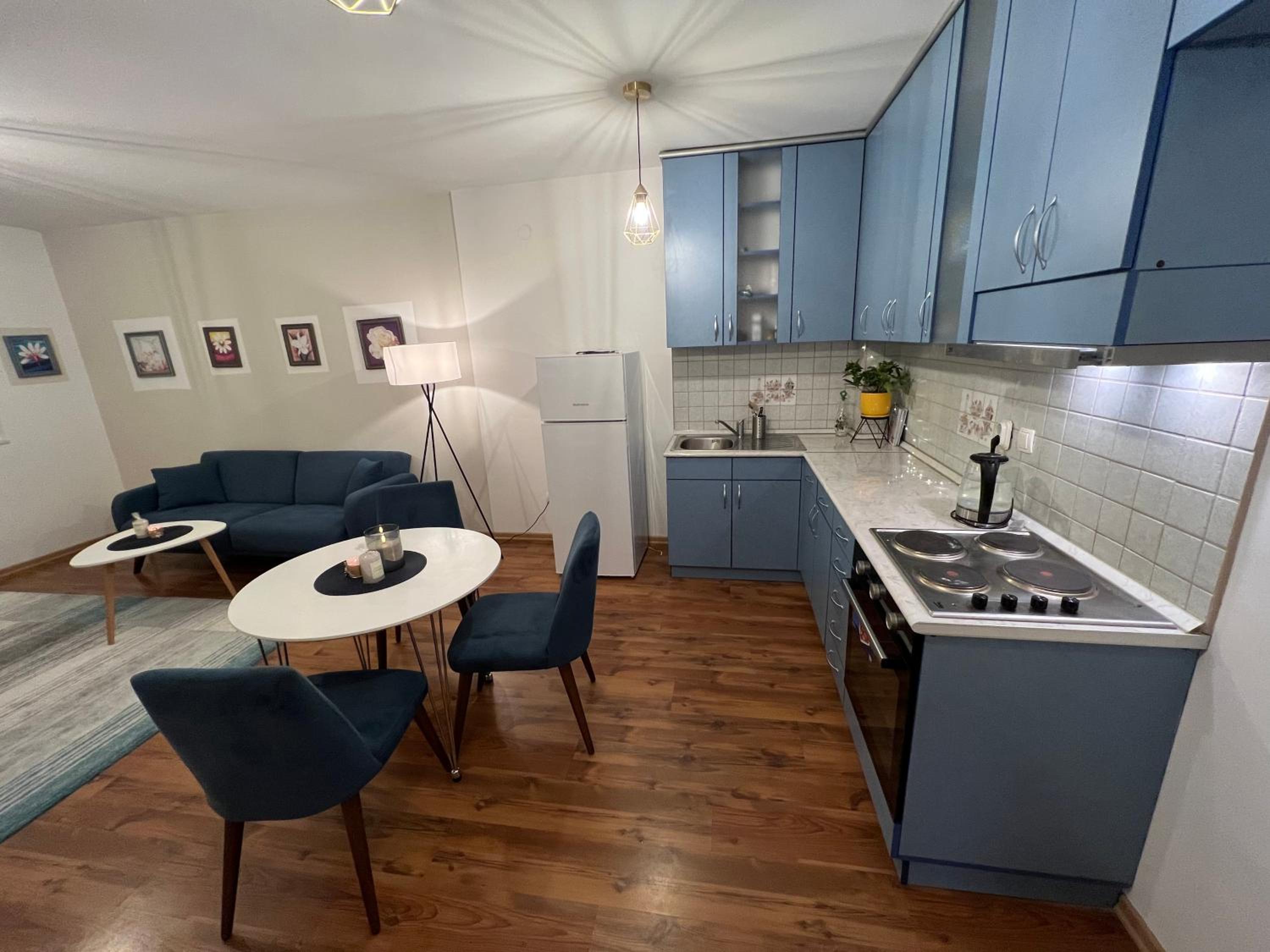 Old Bridge Apartment