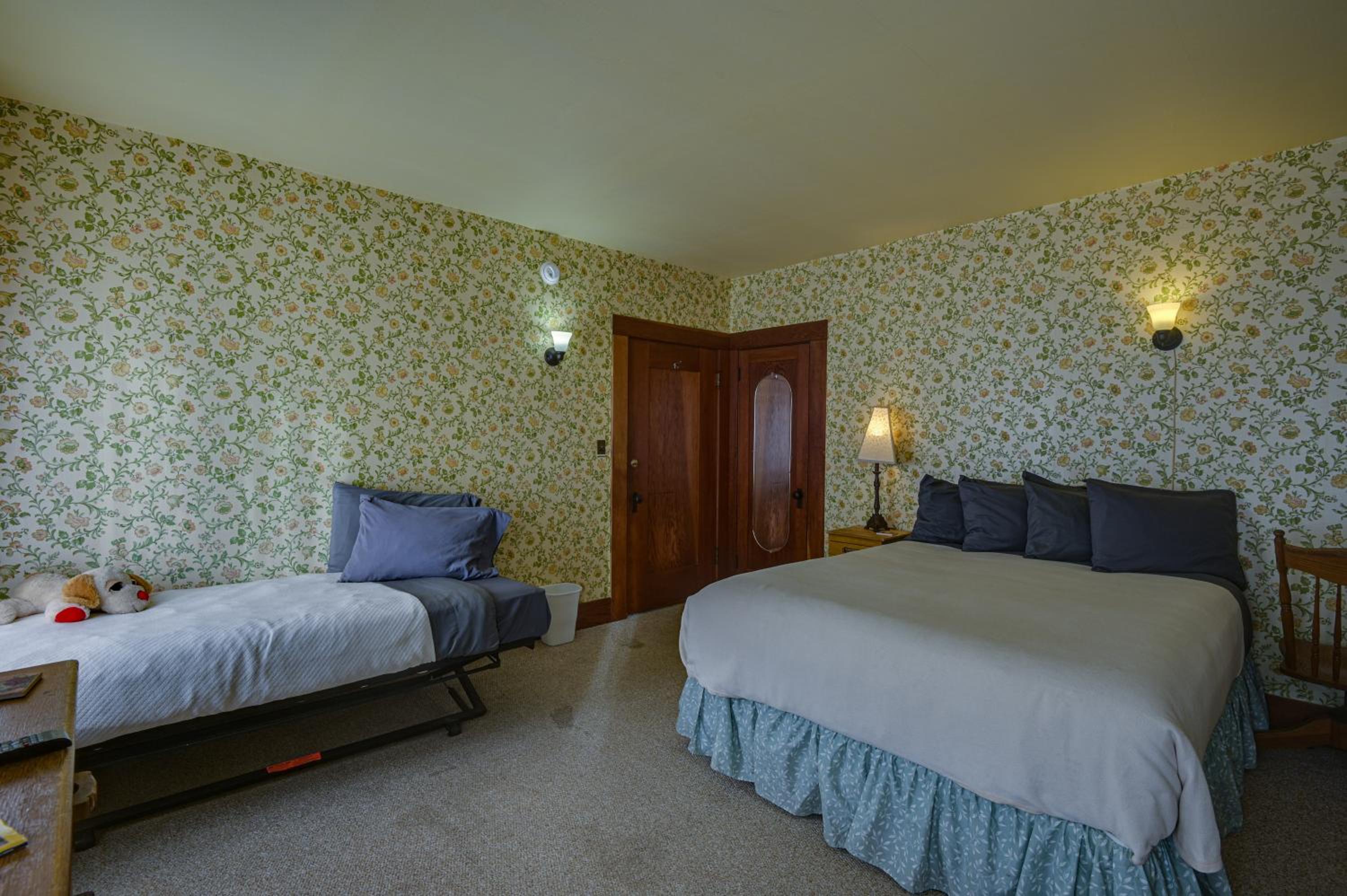 The Captains Quarters