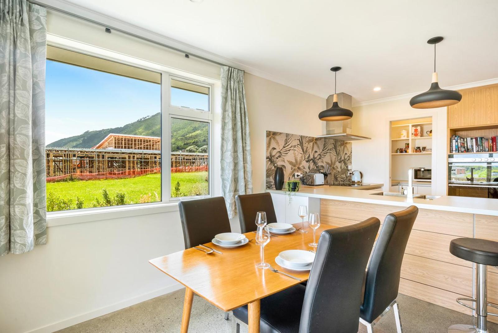Matenga Townhouse - Waikanae Holiday Home view 2