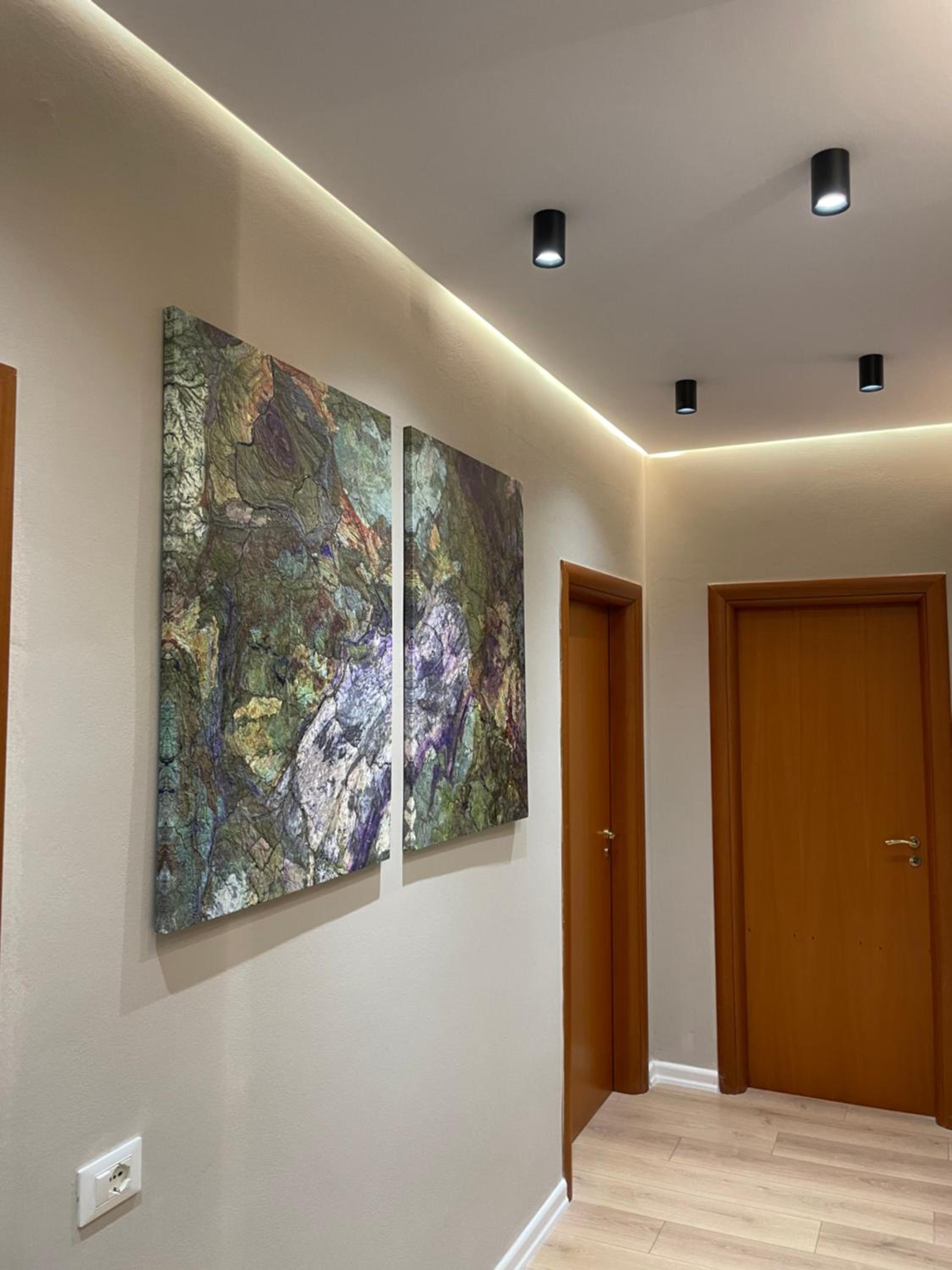 Middle Center Gallery 2 Skanderbeg Square