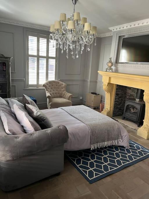 City Centre Georgian Townhouse