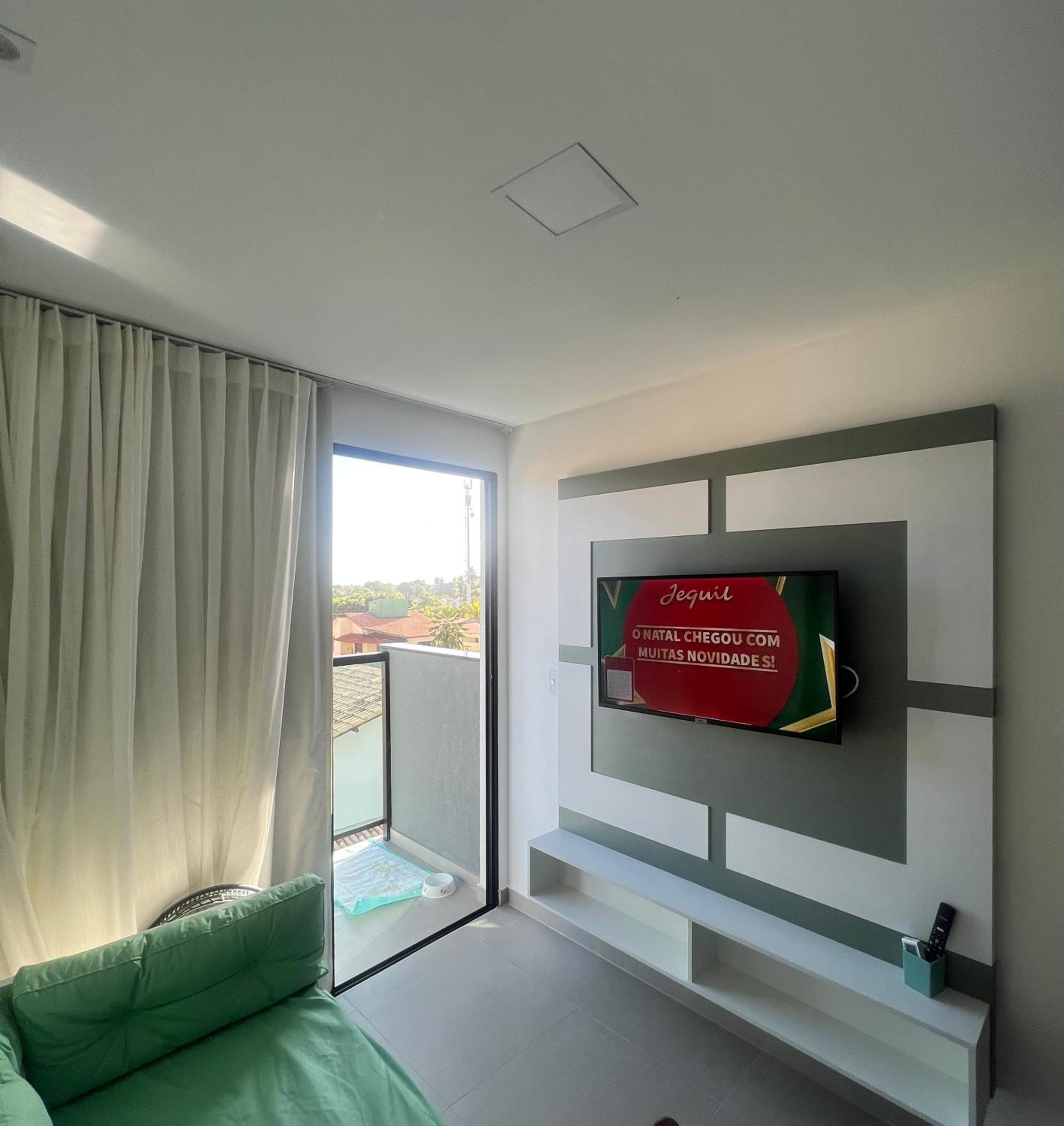 Apartment with incredible views, 10 meters from the beach