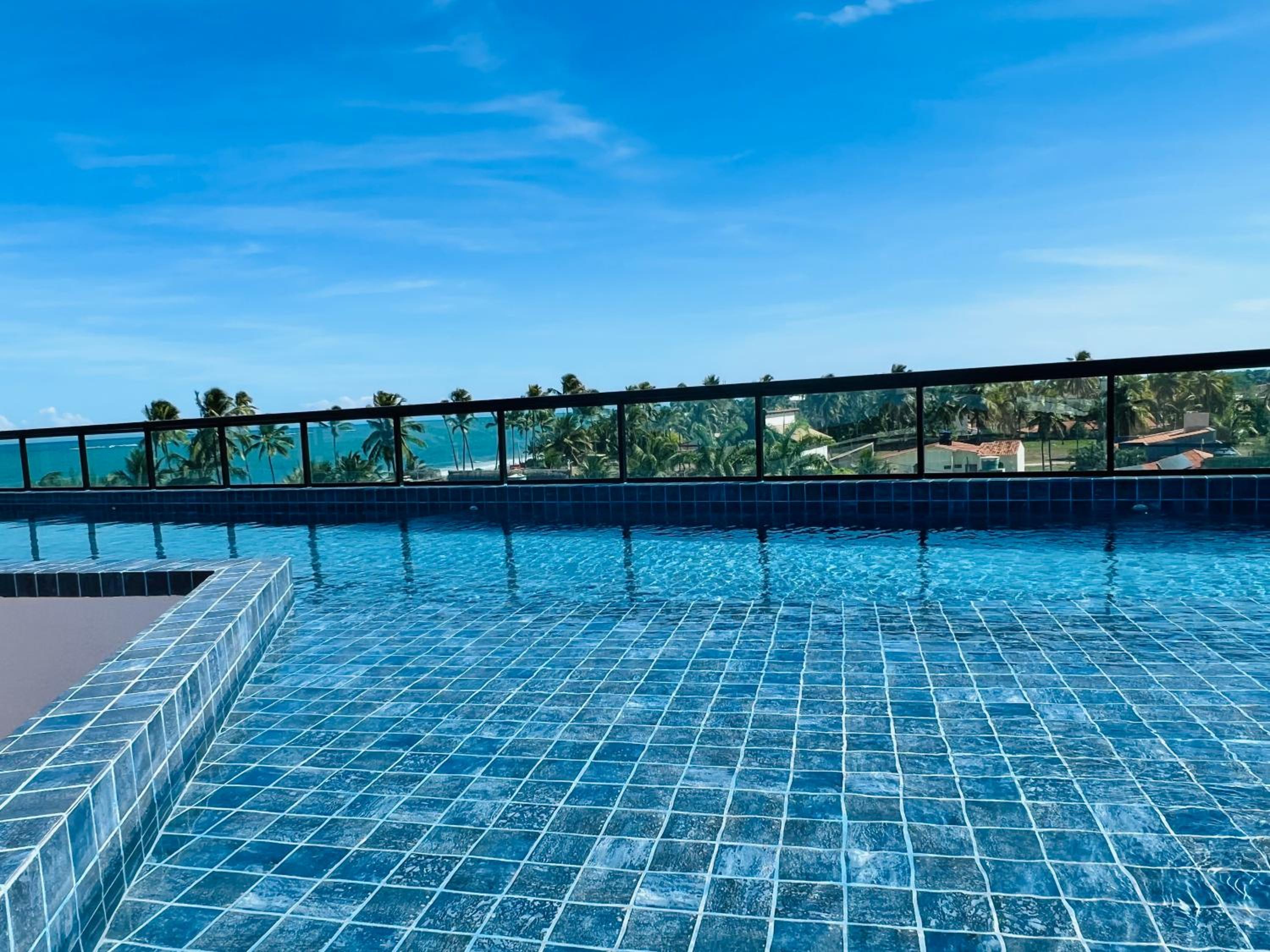 Apartment with incredible views, 10 meters from the beach