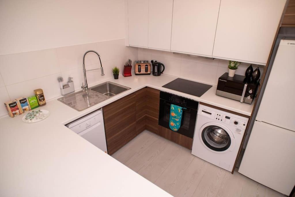 Delightful 2-Bedroom Flat 1, Oxford view 4