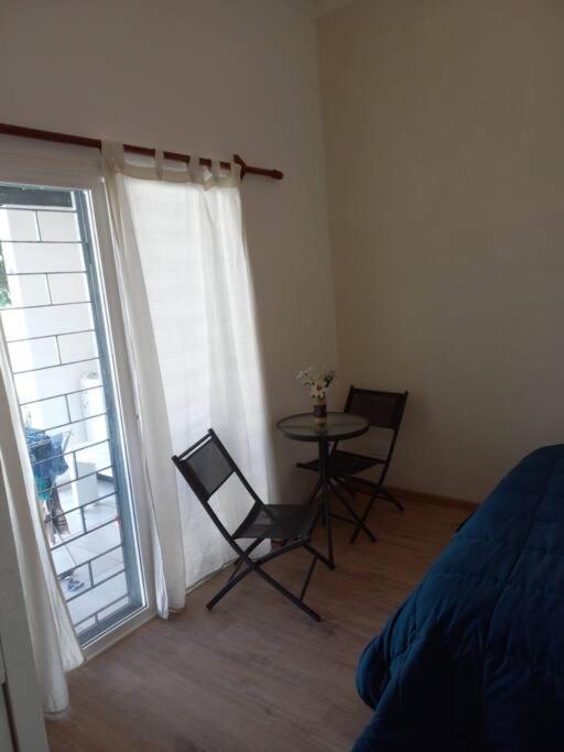 Casa p/6 con garage, jardín y parrilla, totalmente equipada