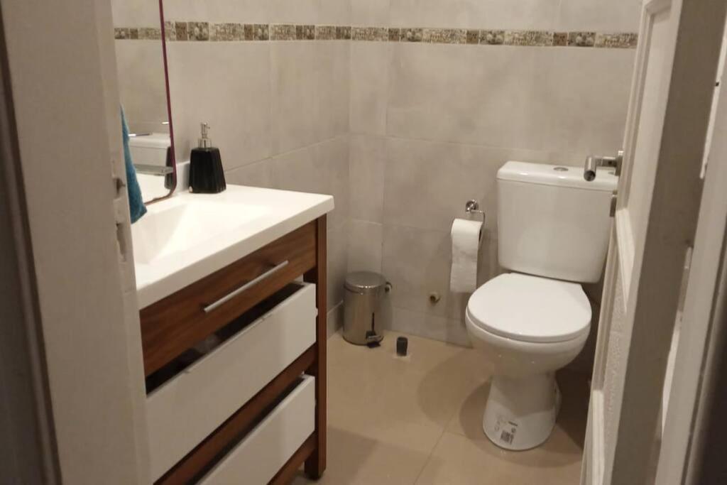 Casa p/6 con garage, jardín y parrilla, totalmente equipada