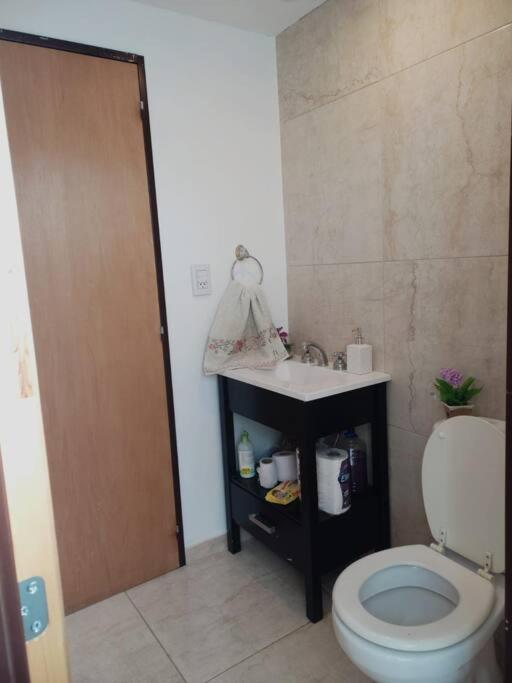 Casa p/6 con garage, jardín y parrilla, totalmente equipada