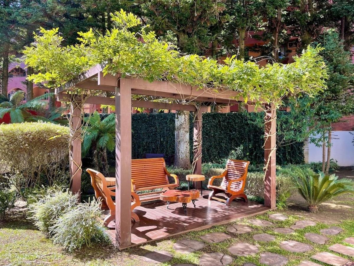 Apartamentos Residencial Vale Enotria by Achei Gramado