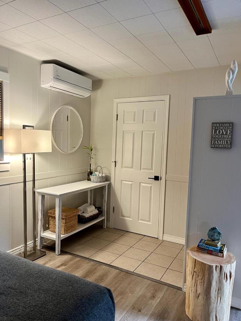 Barefoot Villas and Retreat
