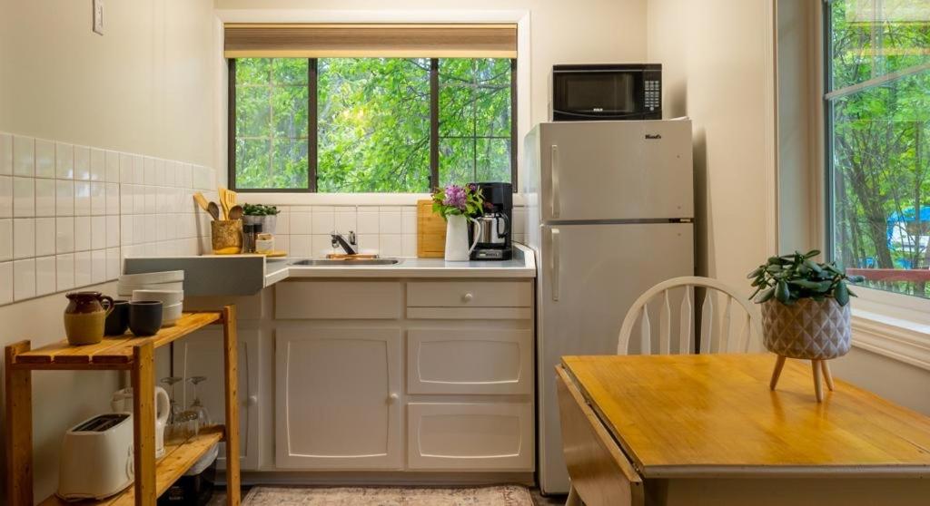 Barefoot Villas and Retreat